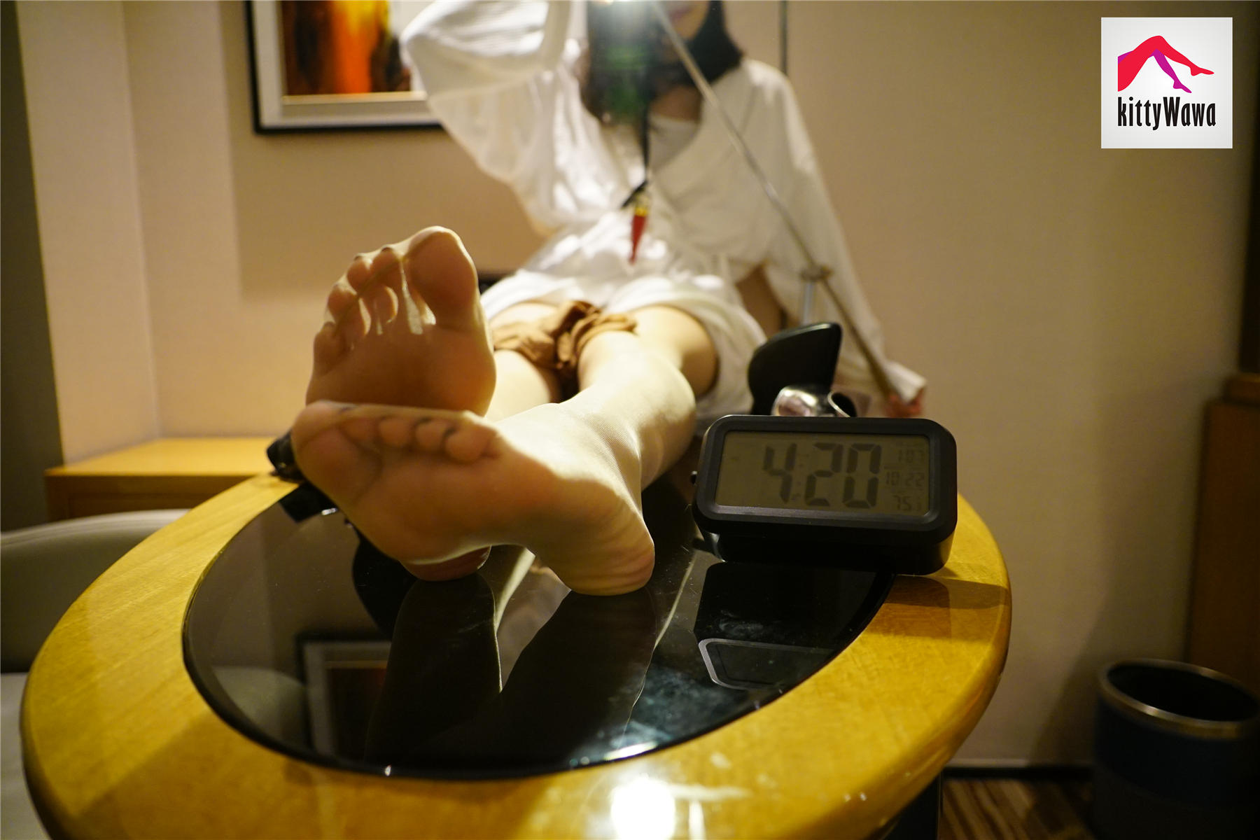 袜小喵 KT013 萝卜丁与浴袍 [99P+21M]_第5集