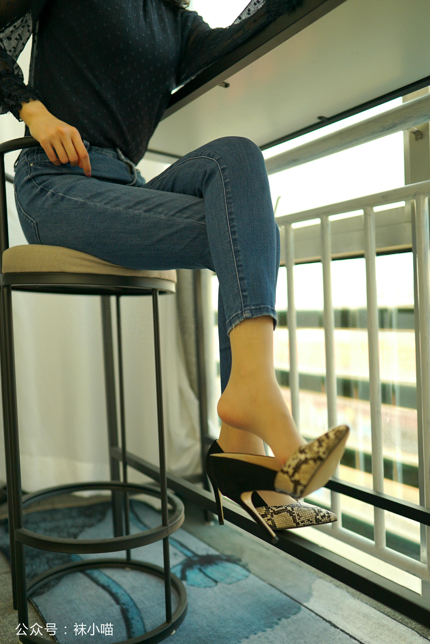 袜小喵 KT131 天冷穿裤子 [59P+56M]_第1集