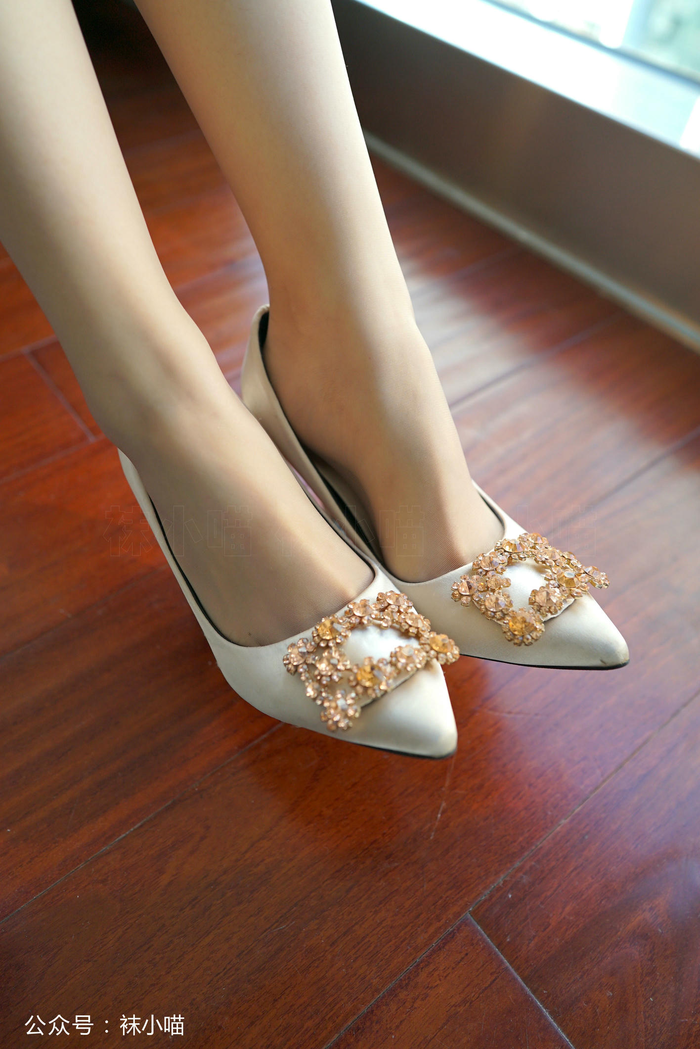 袜小喵 KT132 暖色竖条纹 [59P+52M]_第1集