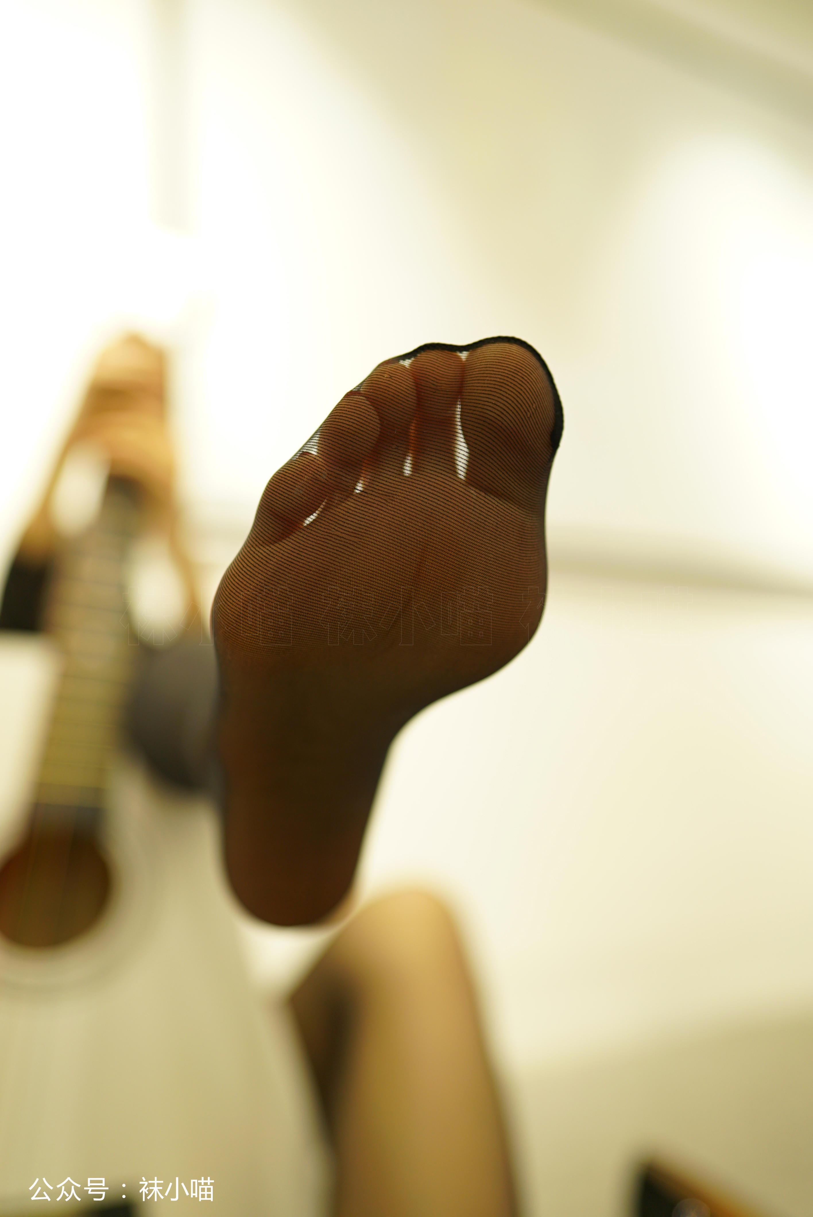 袜小喵 KT135 艺术家 [59P+62M]_第2集