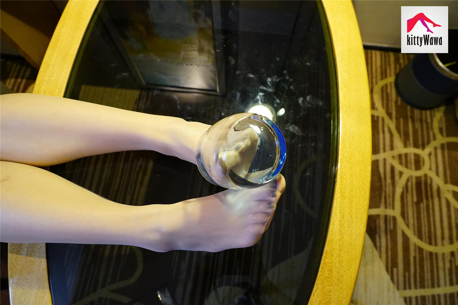 袜小喵 KT014 一女两杯 [99P+22M]_第2集