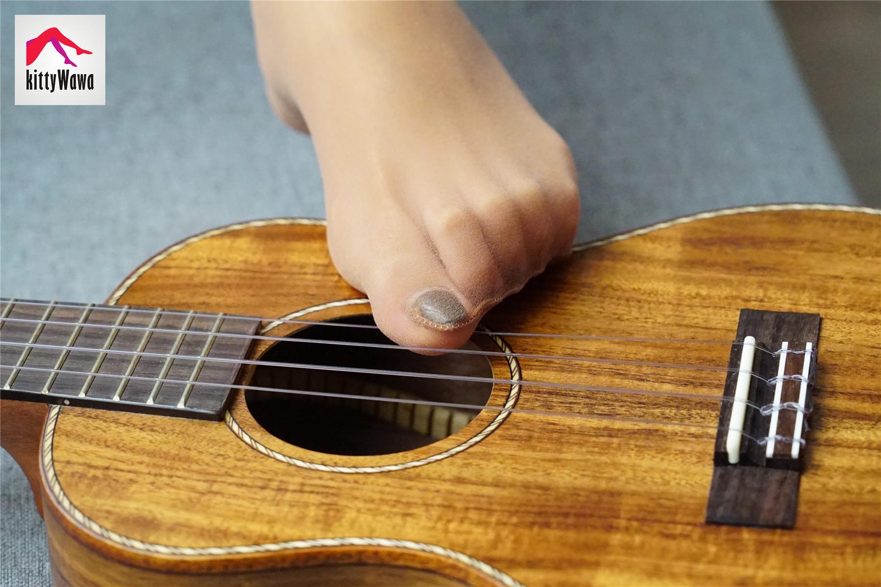 袜小喵 KT015 不会弹琴的小仙女 [99P+27M]_第4集