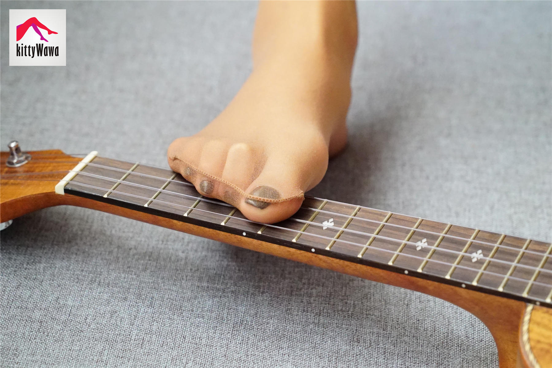 袜小喵 KT015 不会弹琴的小仙女 [99P+27M]_第4集