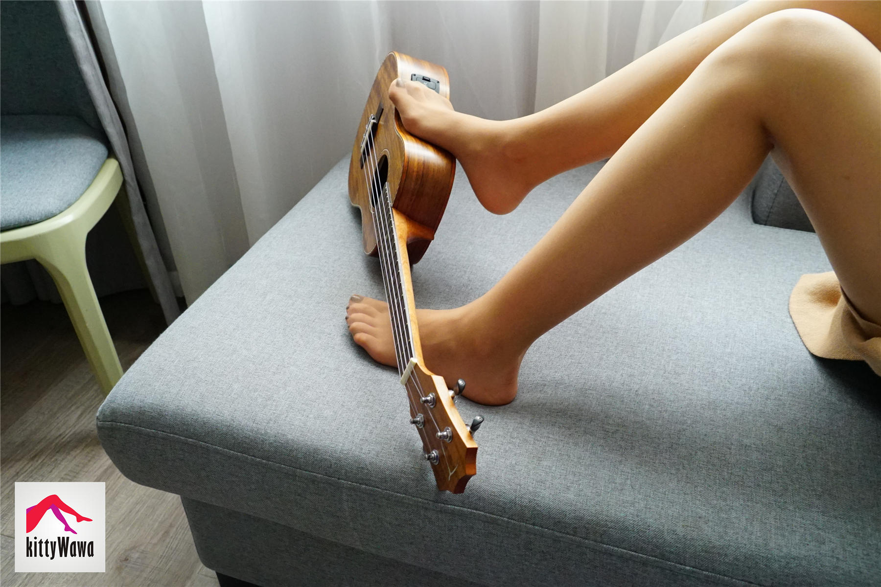 袜小喵 KT015 不会弹琴的小仙女 [99P+27M]_第4集