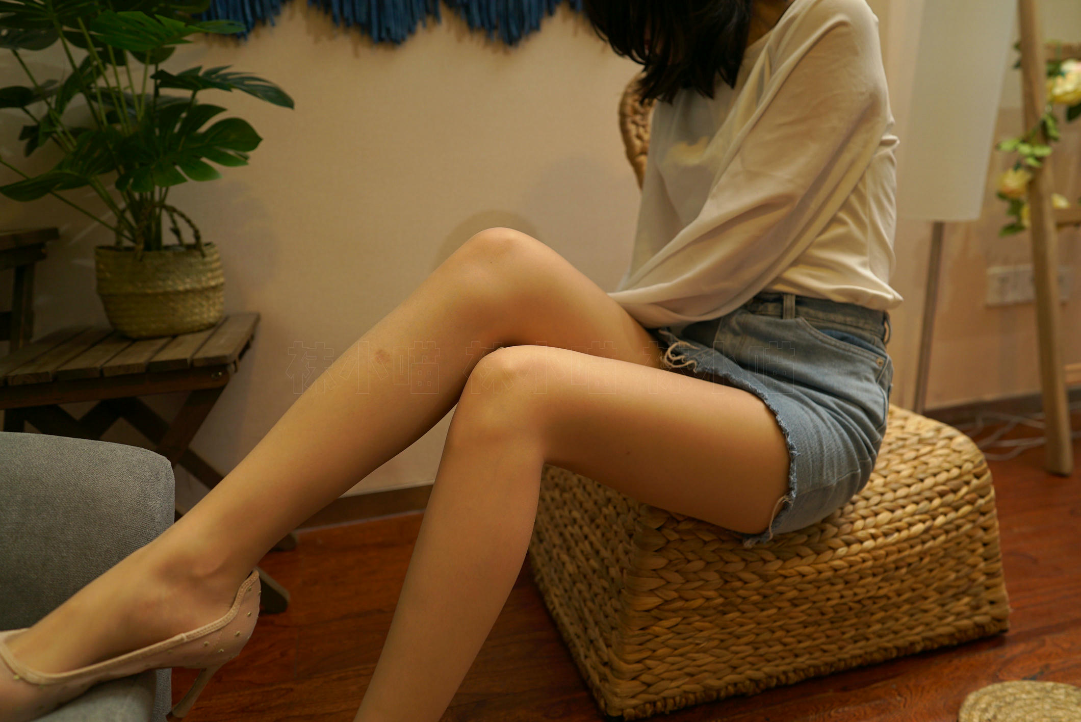 袜小喵 KT156 若隐若现 [58P+64M]_第1集