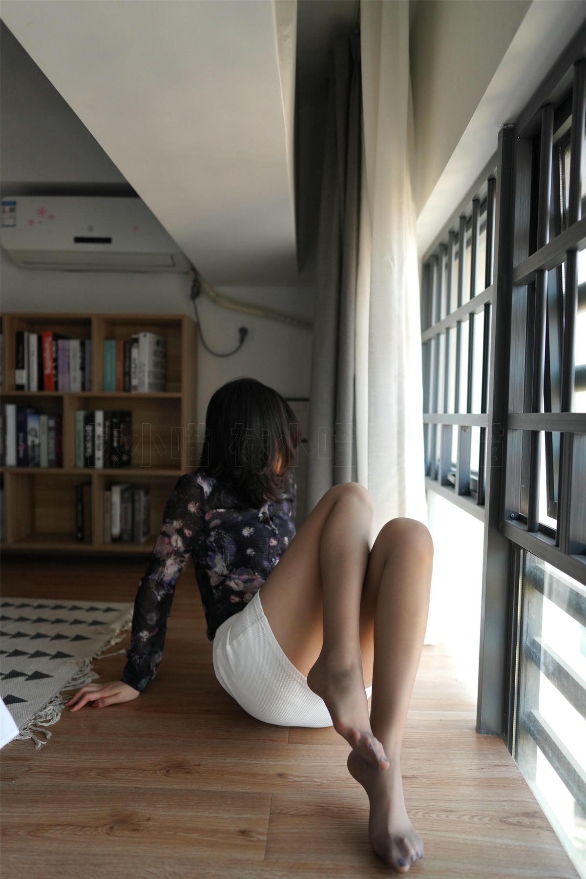 袜小喵 KT175 看脚！臭弟弟 [60P+99M]_第3集