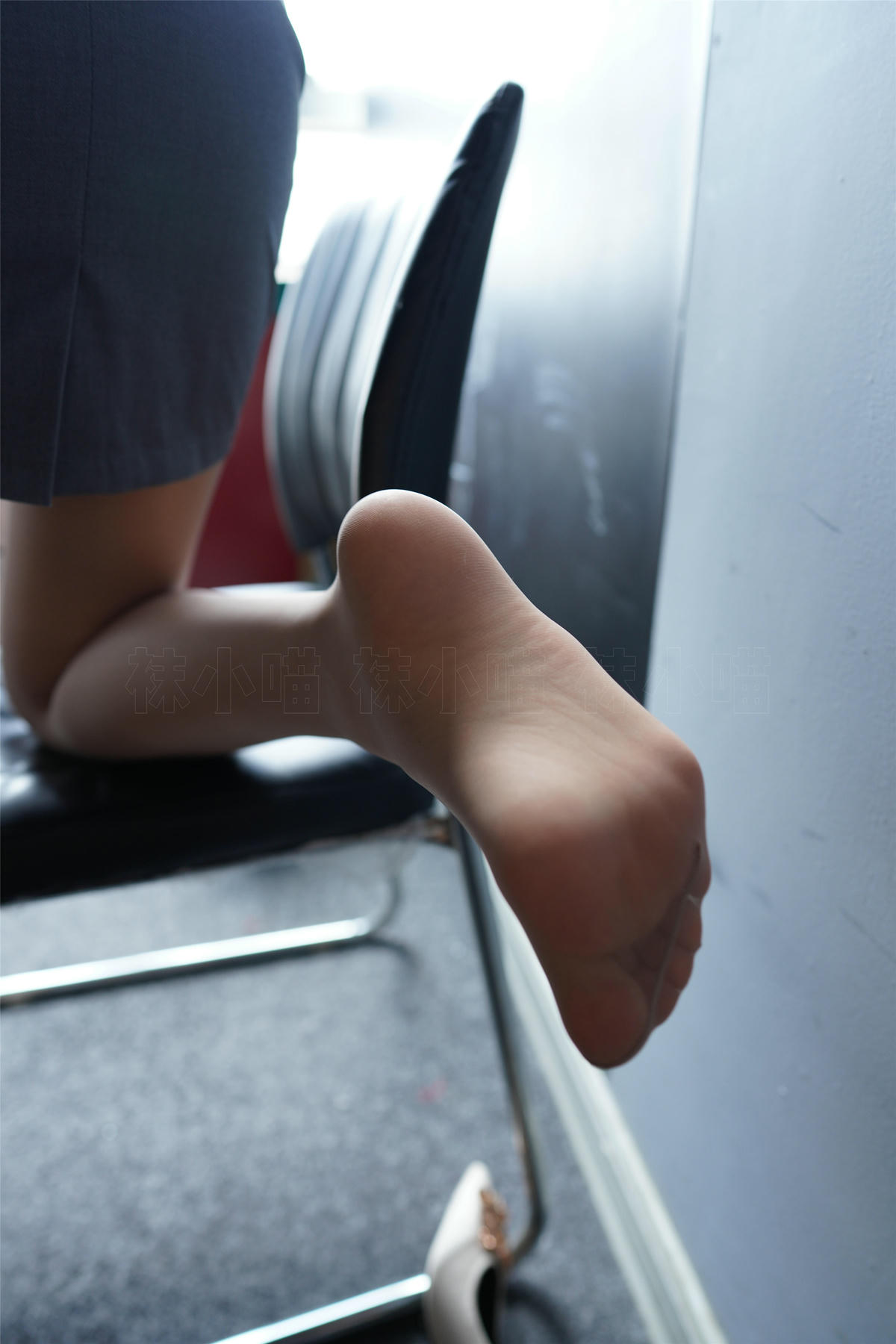 袜小喵 KT176 窥探女上司 [60P+89M]_第1集