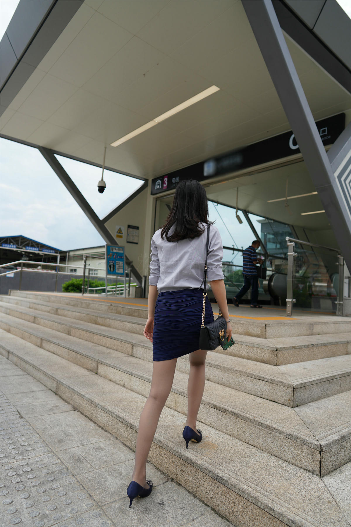 袜小喵 KT187 地铁偶遇 [60P+100M]_第2集