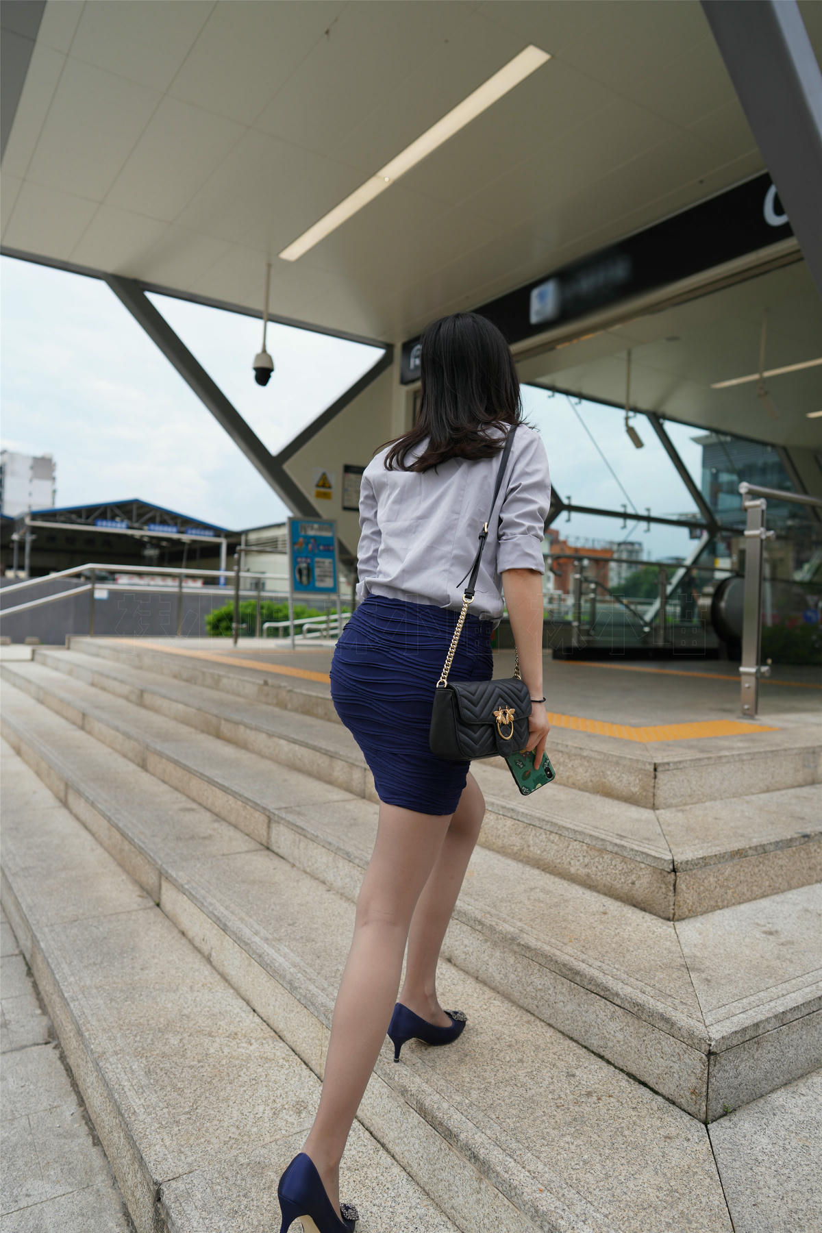 袜小喵 KT187 地铁偶遇 [60P+100M]_第2集