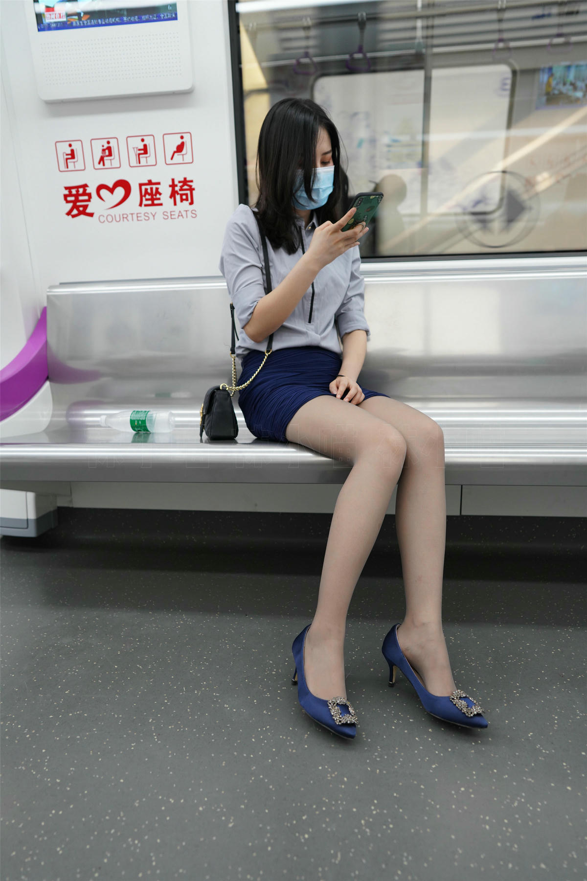 袜小喵 KT187 地铁偶遇 [60P+100M]_第3集