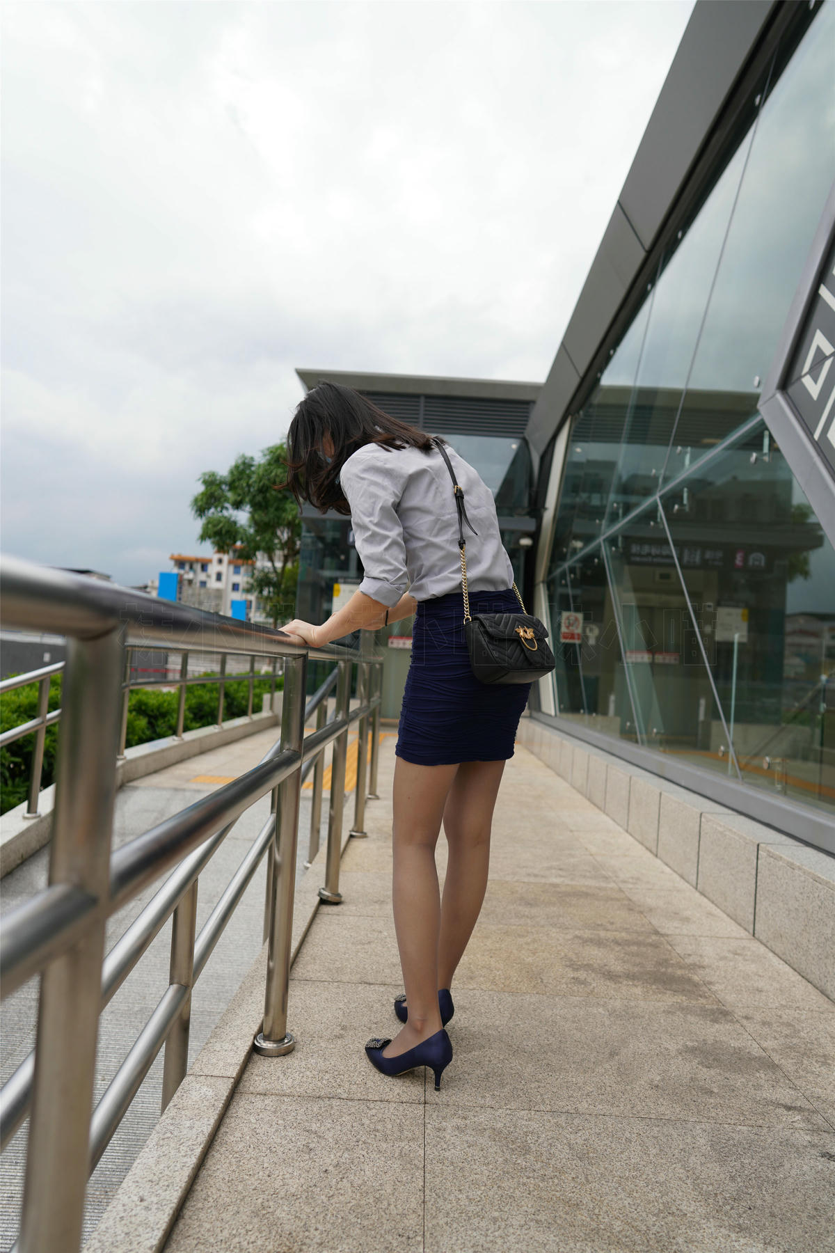 袜小喵 KT187 地铁偶遇 [60P+100M]_第1集