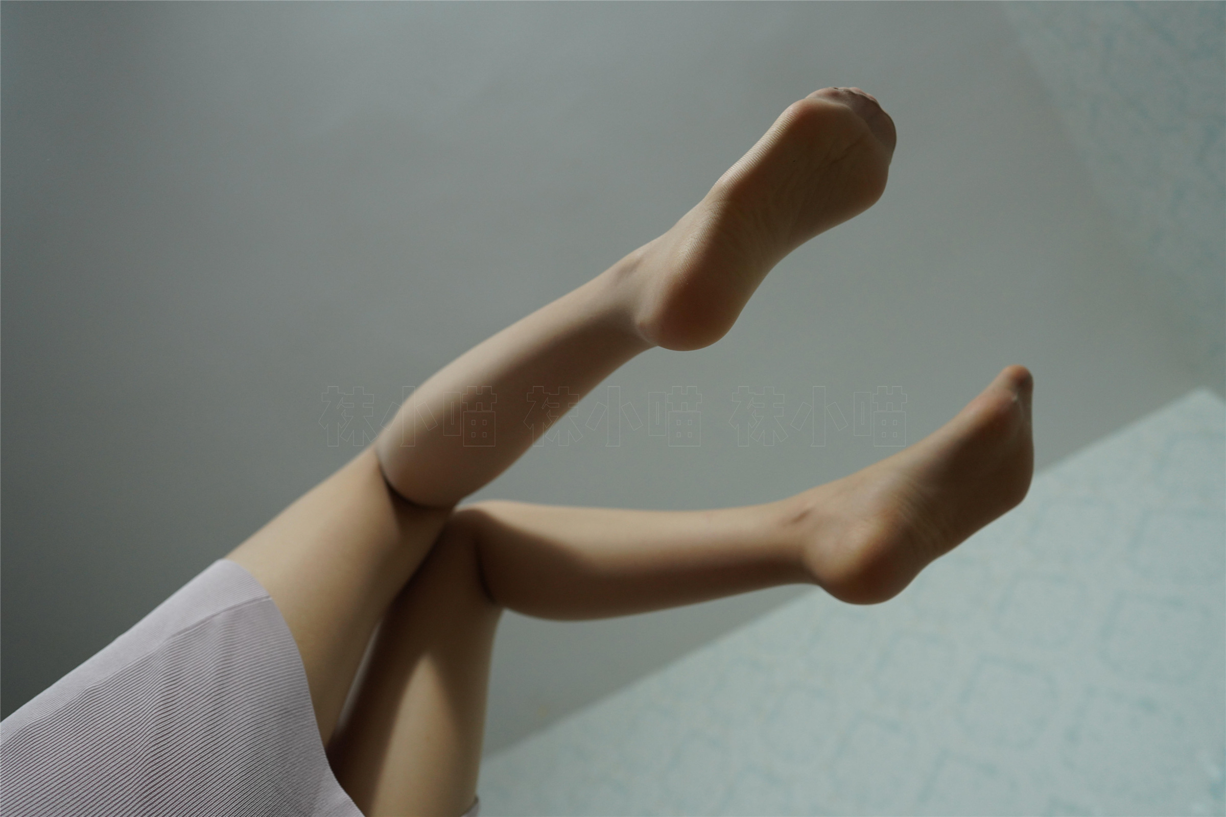 袜小喵 KT189 一个人的房间 [60P+81M]_第3集