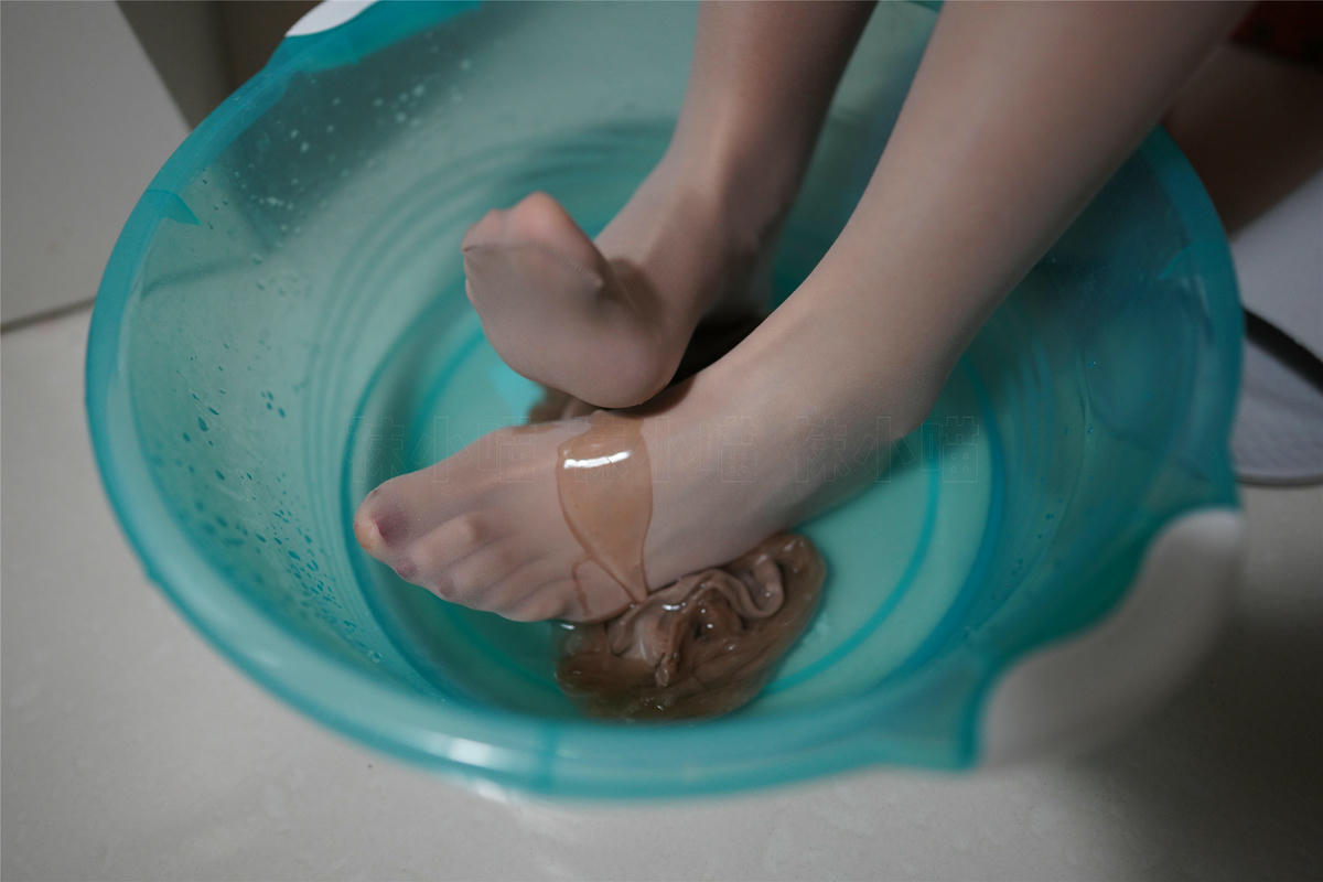 袜小喵 KT192 一起洗脚吗 [60P+101M]_第1集