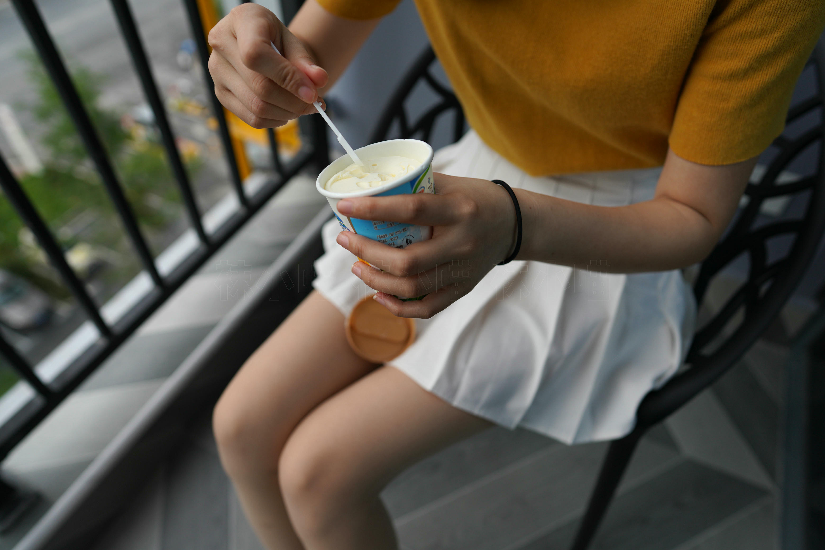 袜小喵 KT194 滴到腿上了 [59P+107M]_第1集