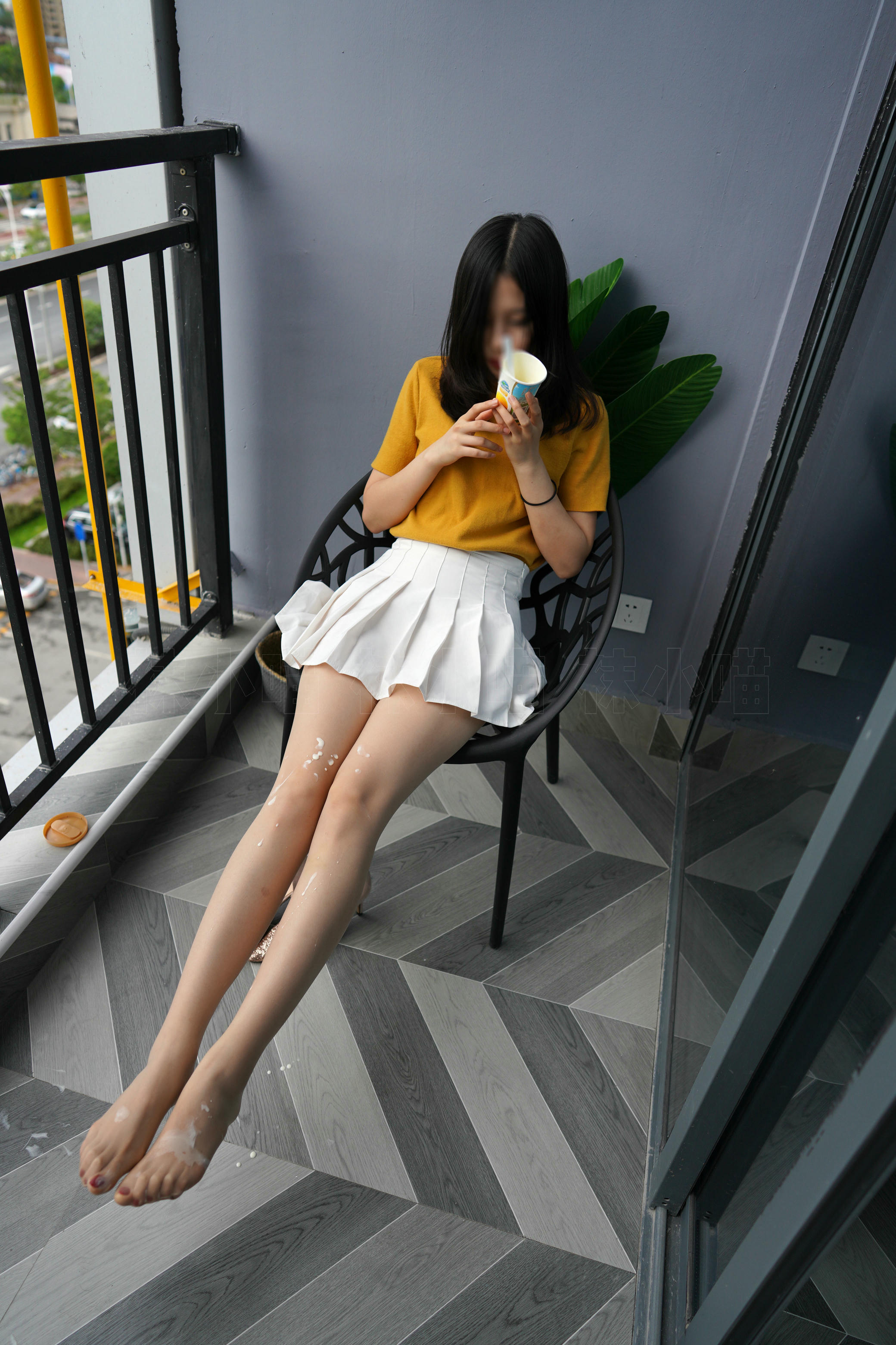 袜小喵 KT194 滴到腿上了 [59P+107M]_第1集