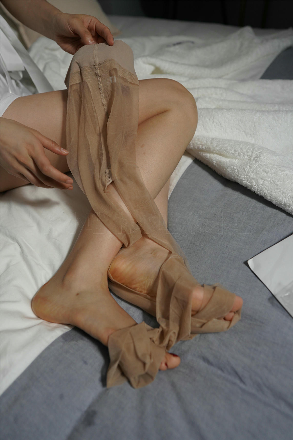 袜小喵 KT195 沐浴更衣 [60P+69M]_第2集