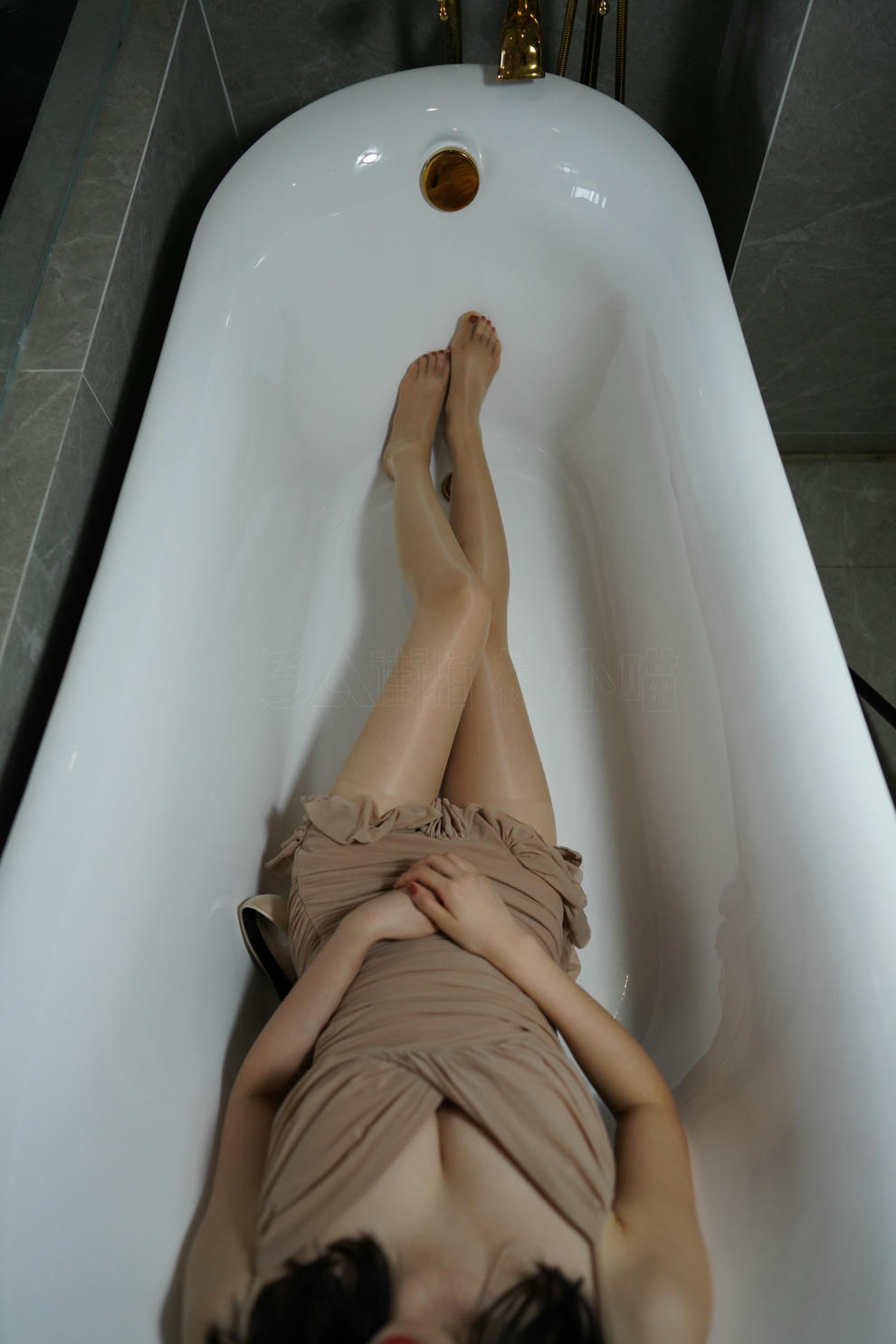 袜小喵 KT199 湿了 [59P+51M]_第3集