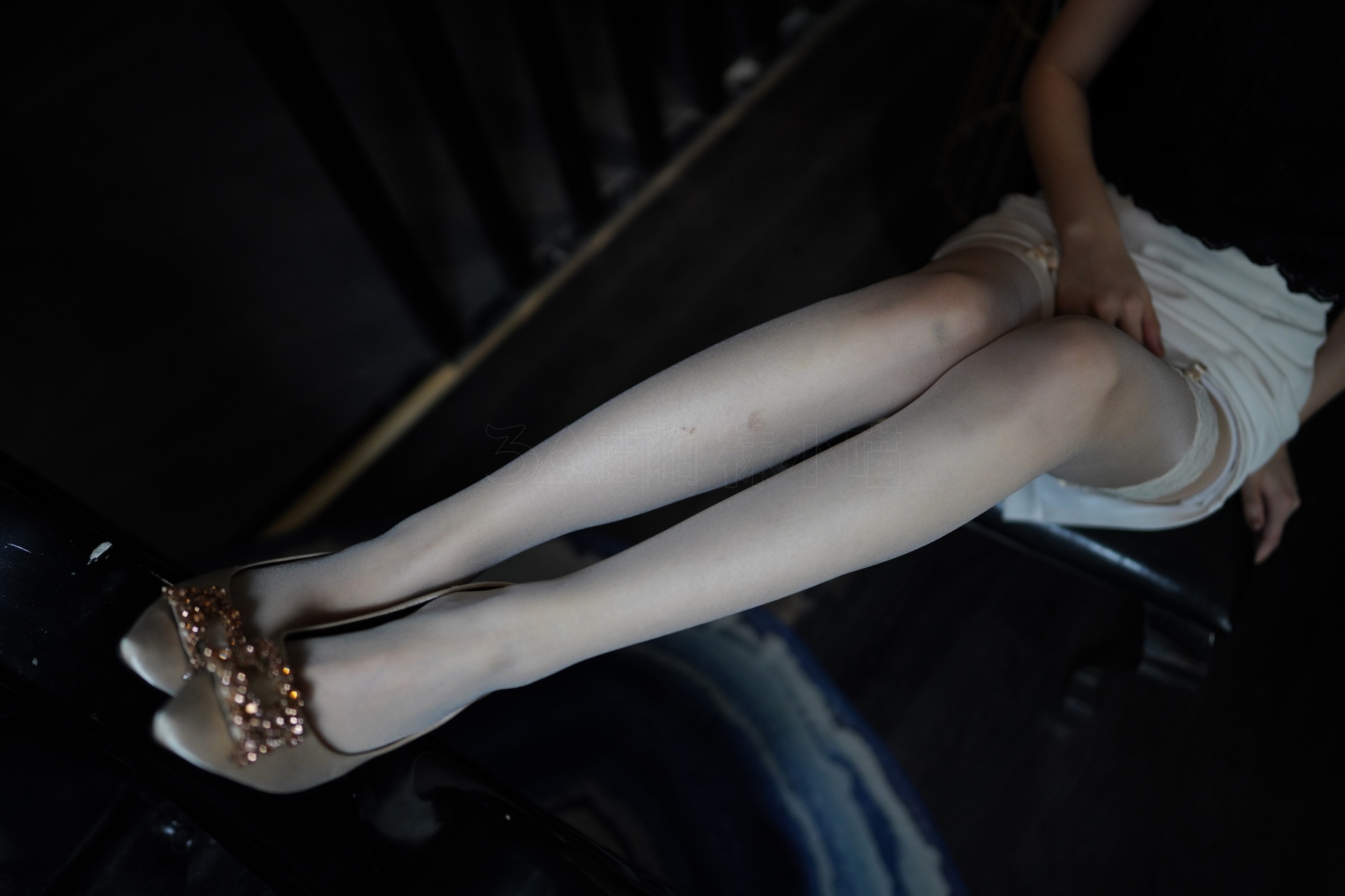 袜小喵 KT201 吊带袜天使 [59P+54M]_第1集