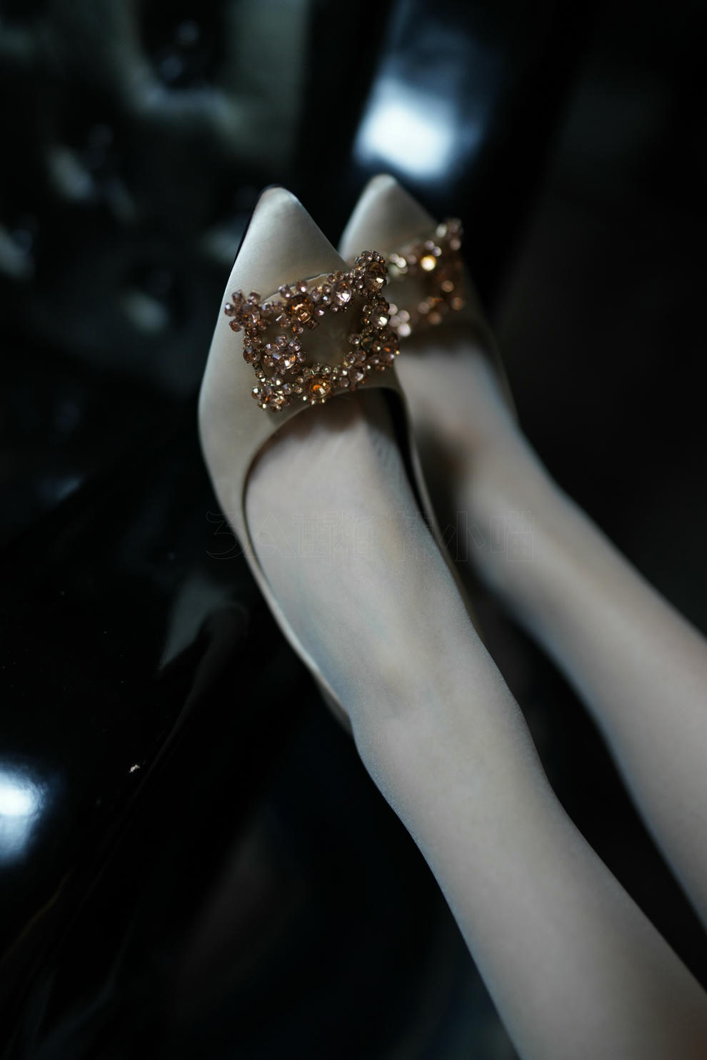 袜小喵 KT201 吊带袜天使 [59P+54M]_第1集