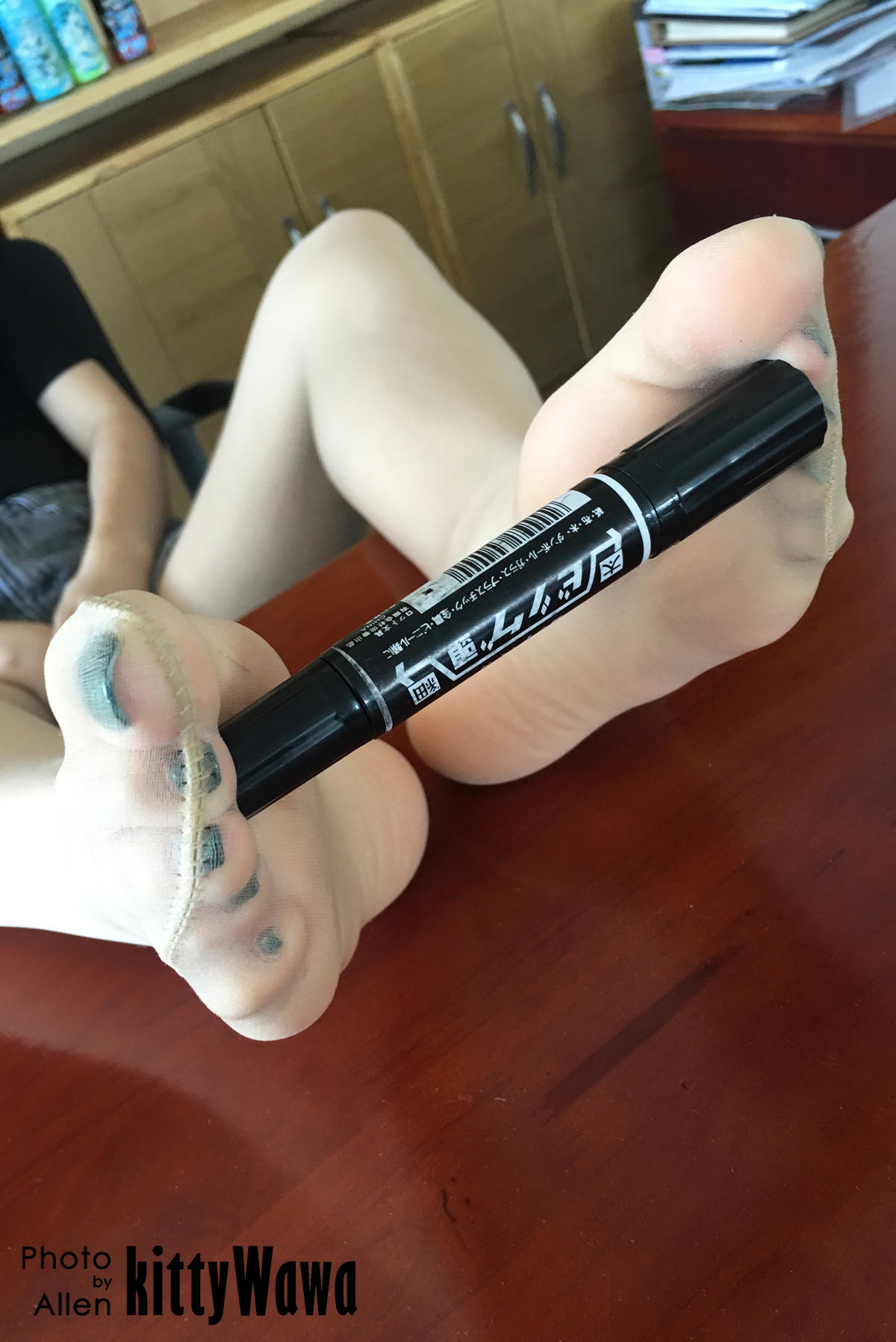 袜小喵 KT002 玩物 马克笔 [99P+18M]_第1集