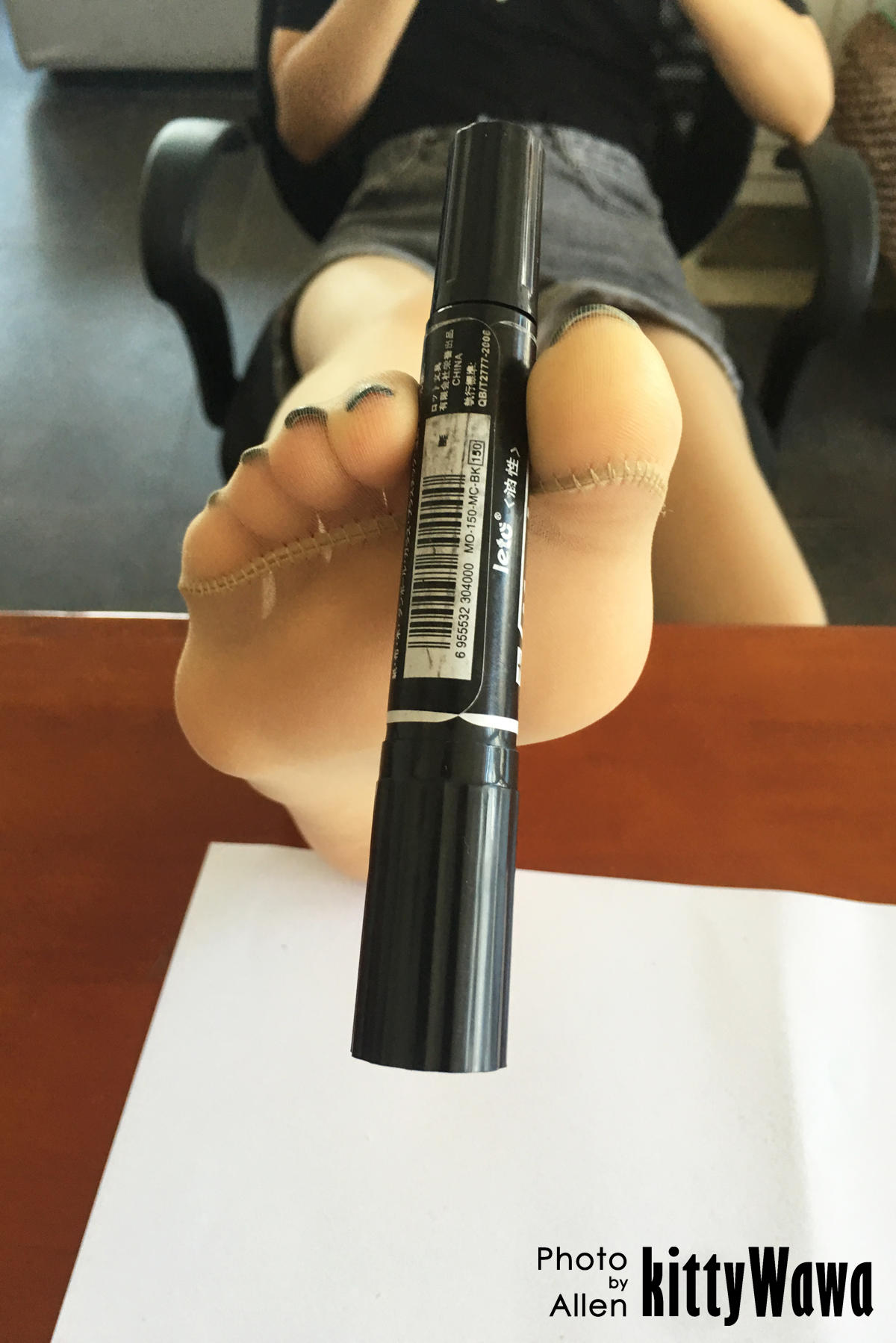 袜小喵 KT002 玩物 马克笔 [99P+18M]_第4集