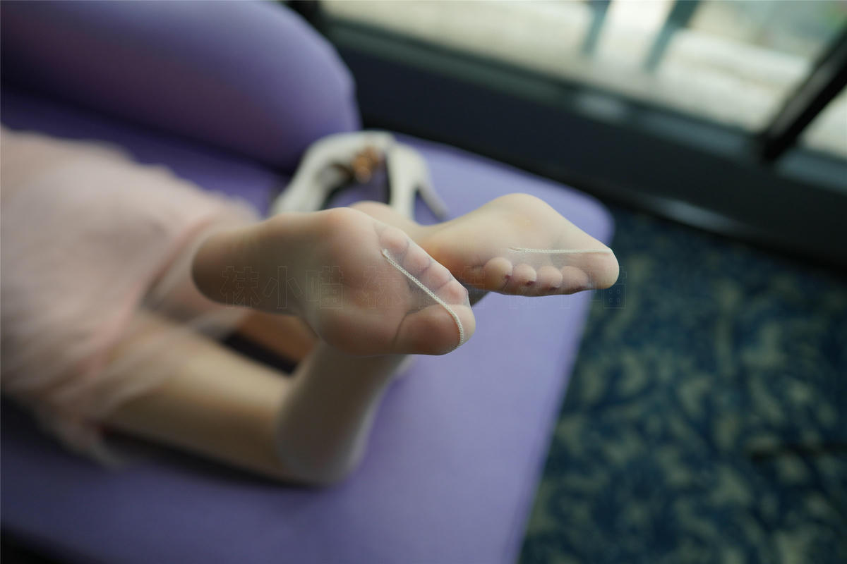 袜小喵 KT208 又纯又欲 [54P+164M]_第1集