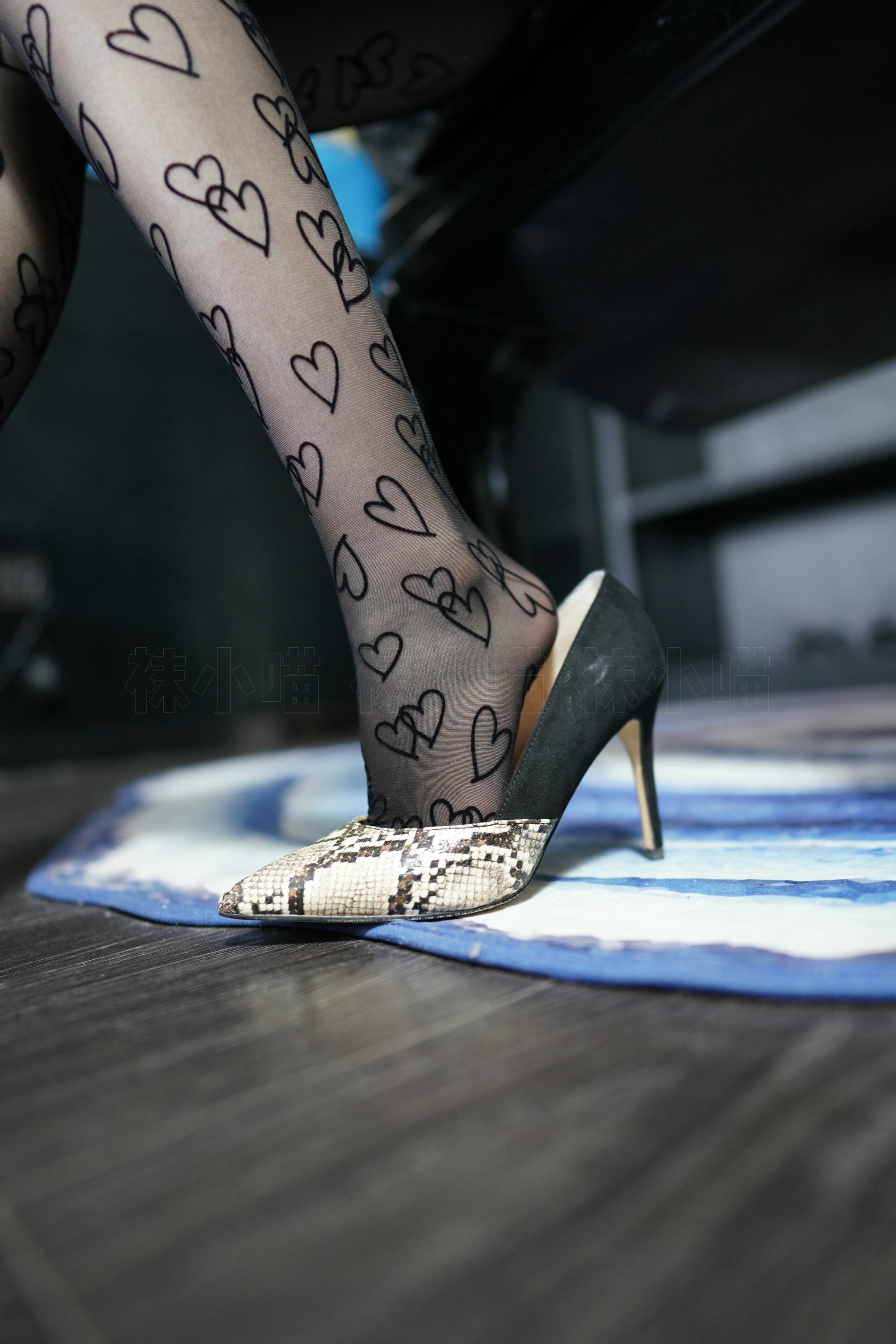 袜小喵 KT209 爱意四射 [59P+102M]_第2集