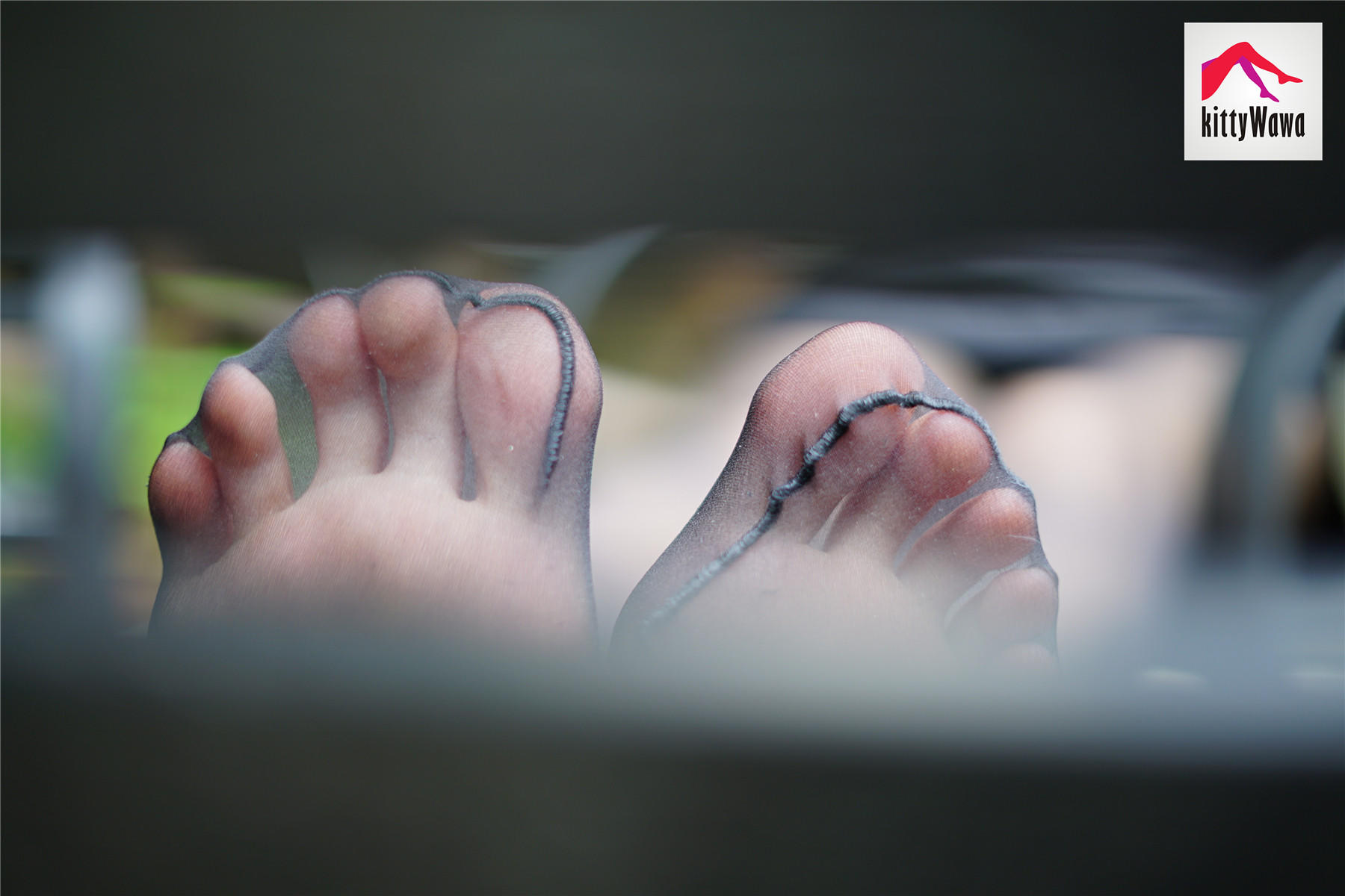 袜小喵 KT021 长靴也遮不住正义 [99P+21M]_第2集