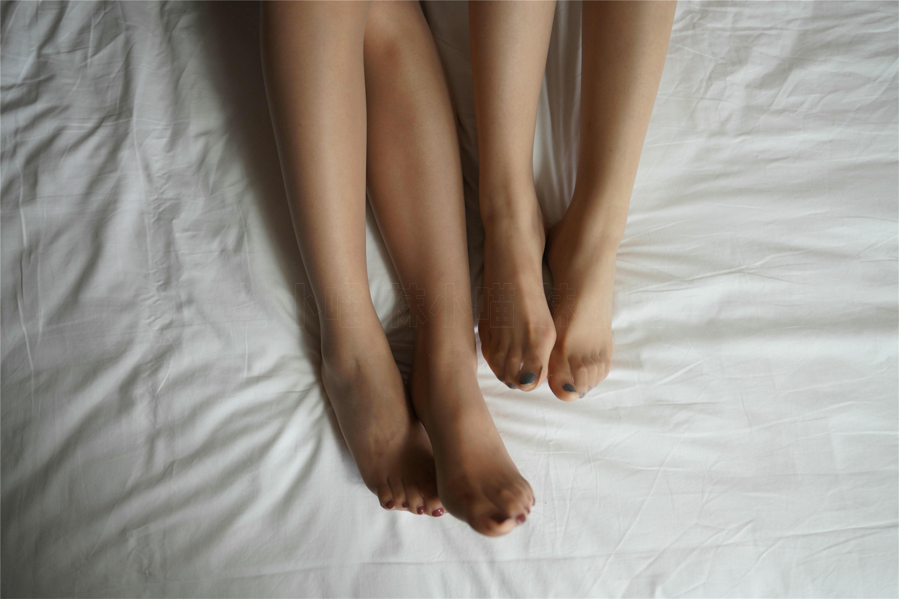 袜小喵 KT215 一起赖床呀 [60P+169M]_第1集