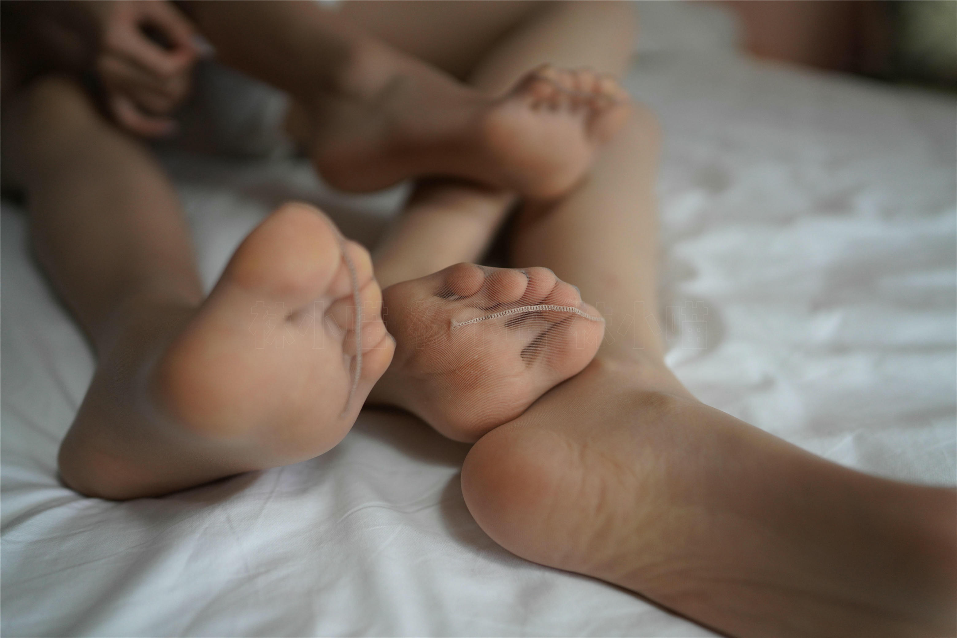 袜小喵 KT215 一起赖床呀 [60P+169M]_第2集