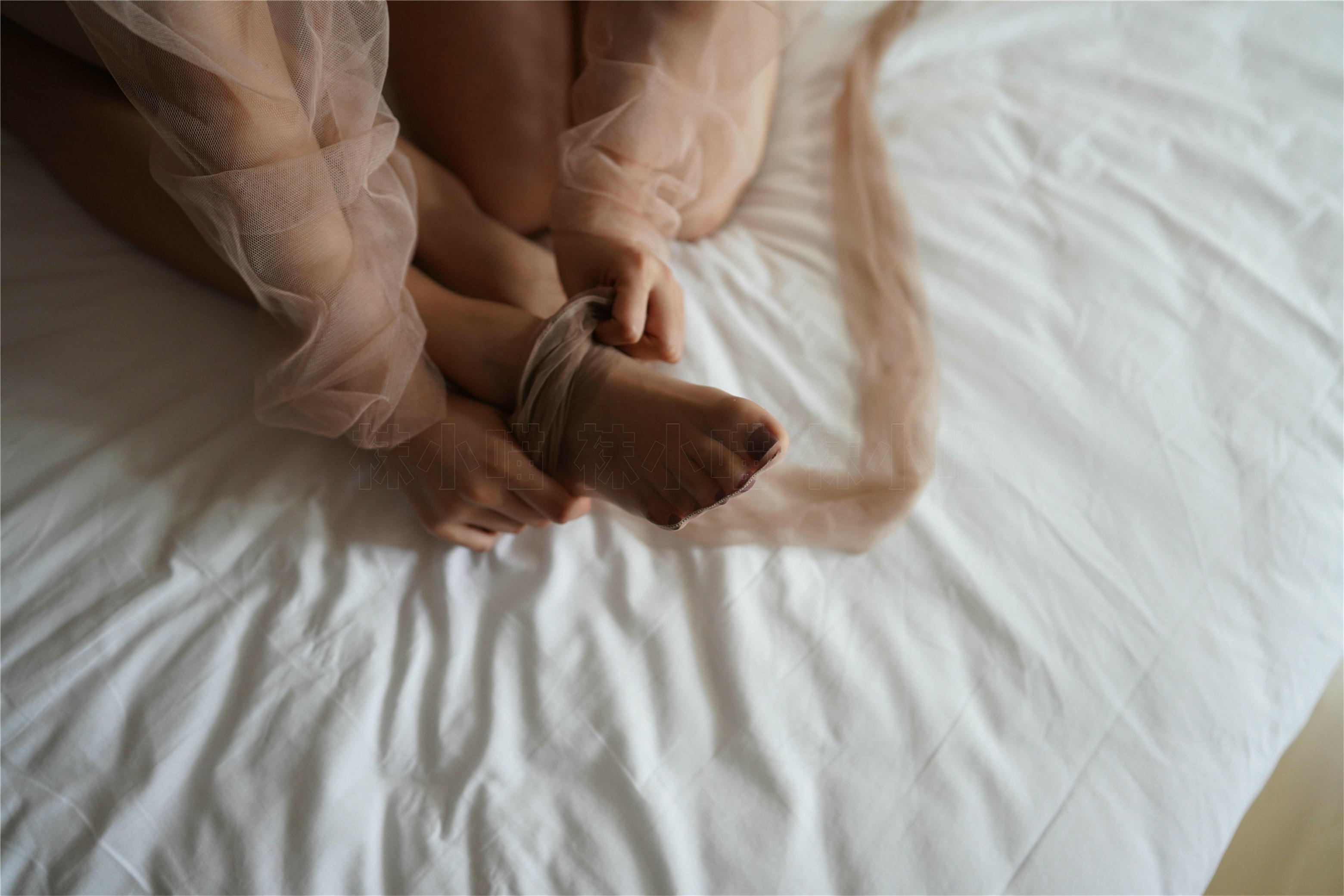 袜小喵 KT215 一起赖床呀 [60P+169M]_第1集