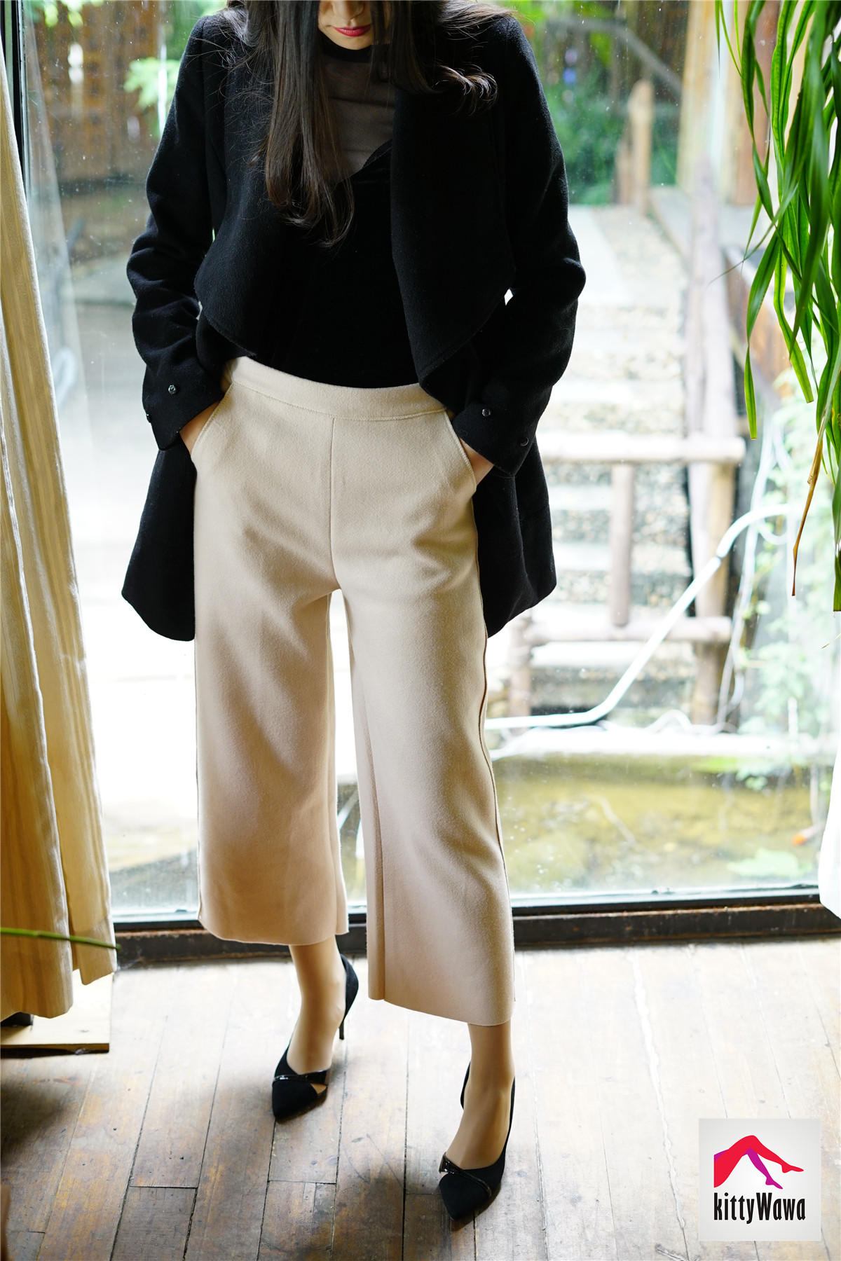 袜小喵 KT022 女王和喵 [99P+25M]_第1集