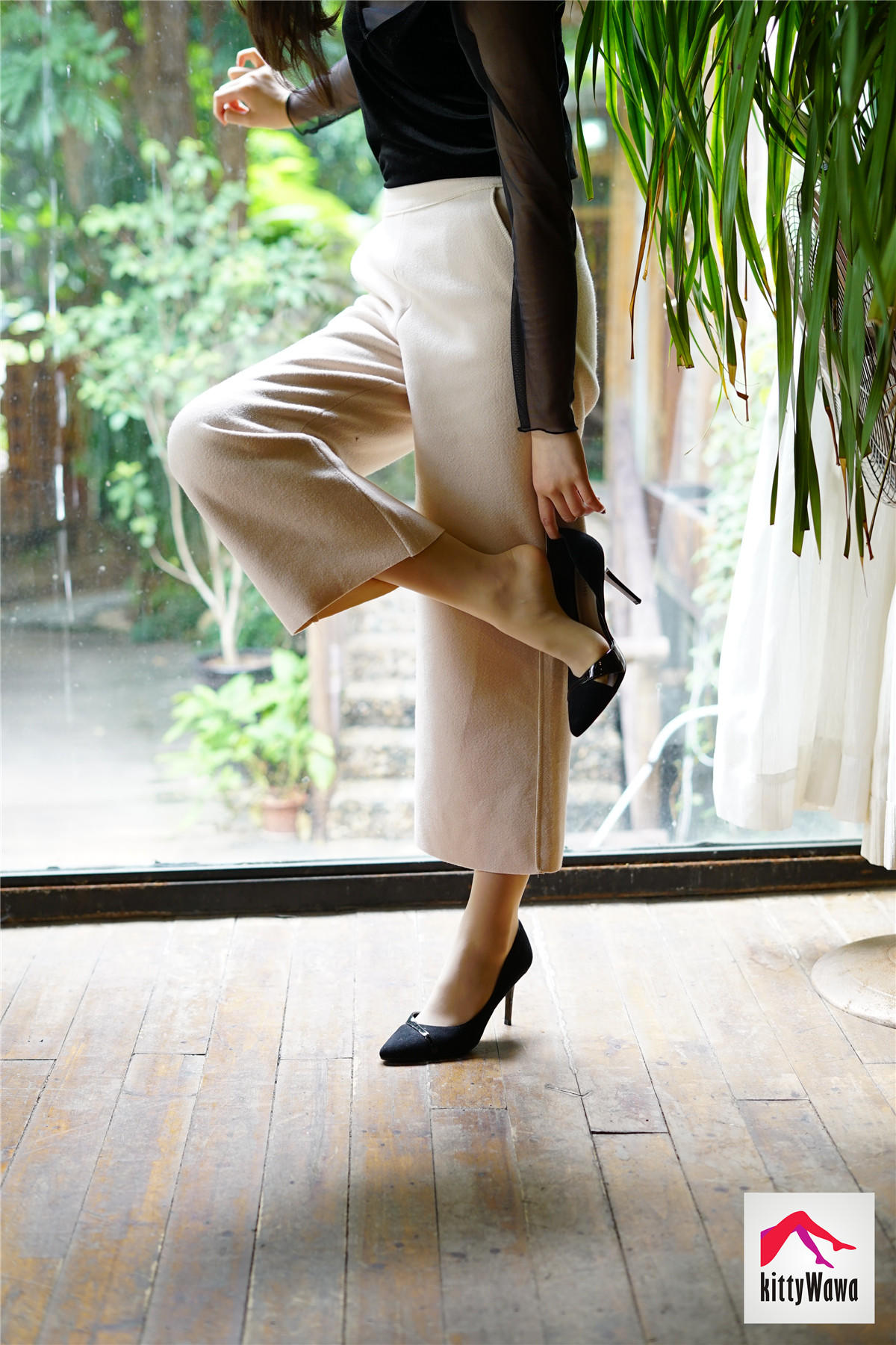 袜小喵 KT022 女王和喵 [99P+25M]_第1集