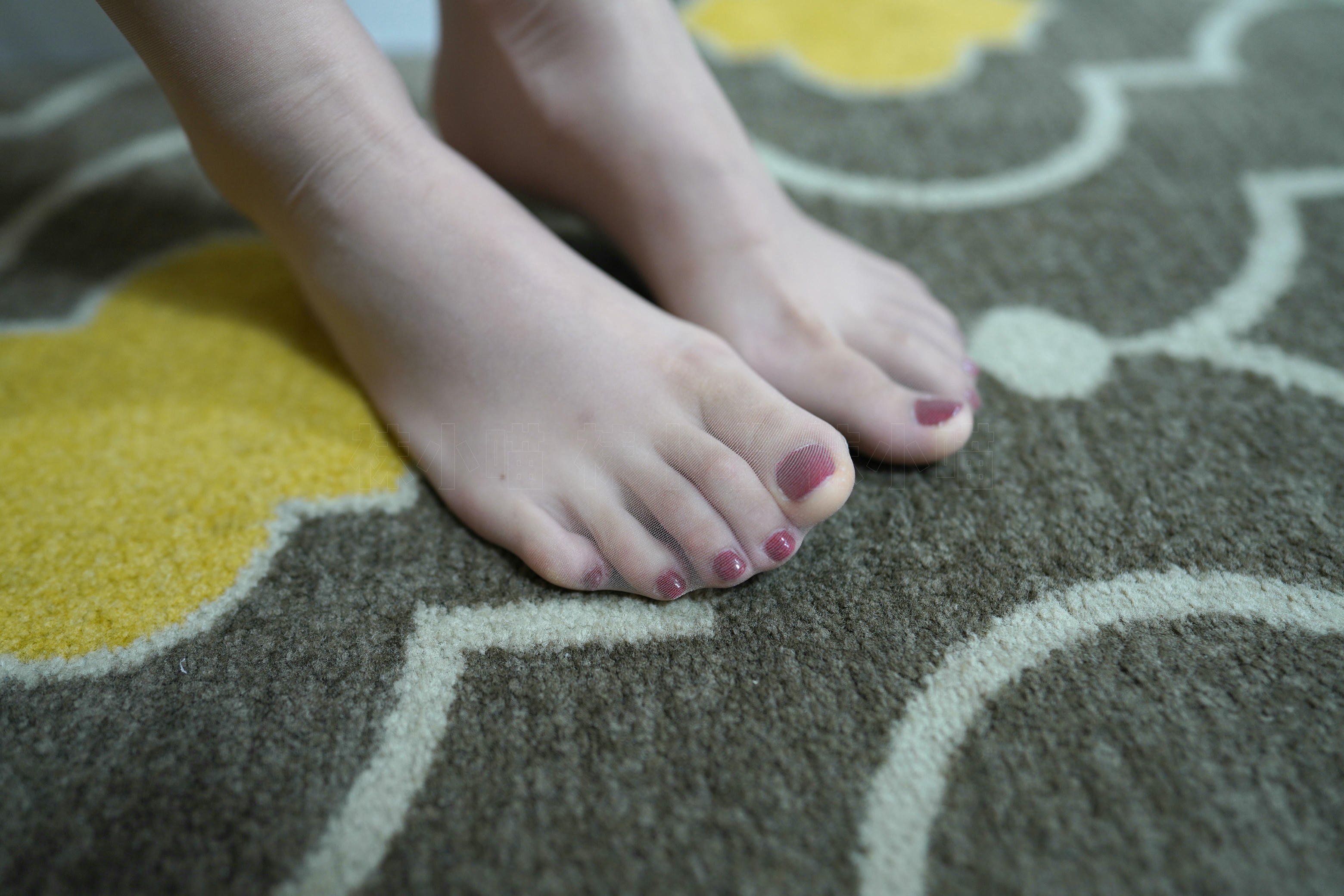 袜小喵 KT223 穿与脱都很美 [59P+110M]_第1集