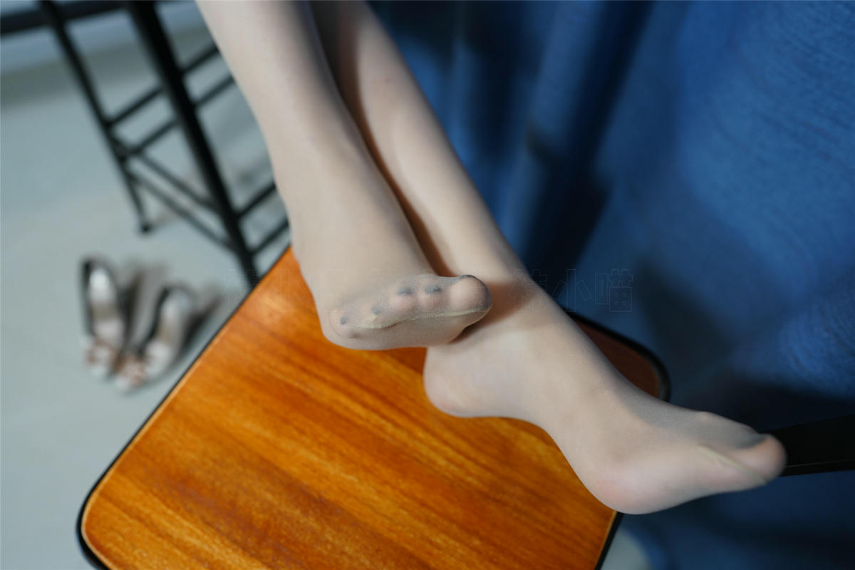 袜小喵 KT224 高脚凳女王 [95P+297M]_第3集