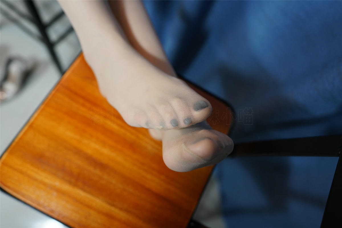 袜小喵 KT224 高脚凳女王 [95P+297M]_第3集