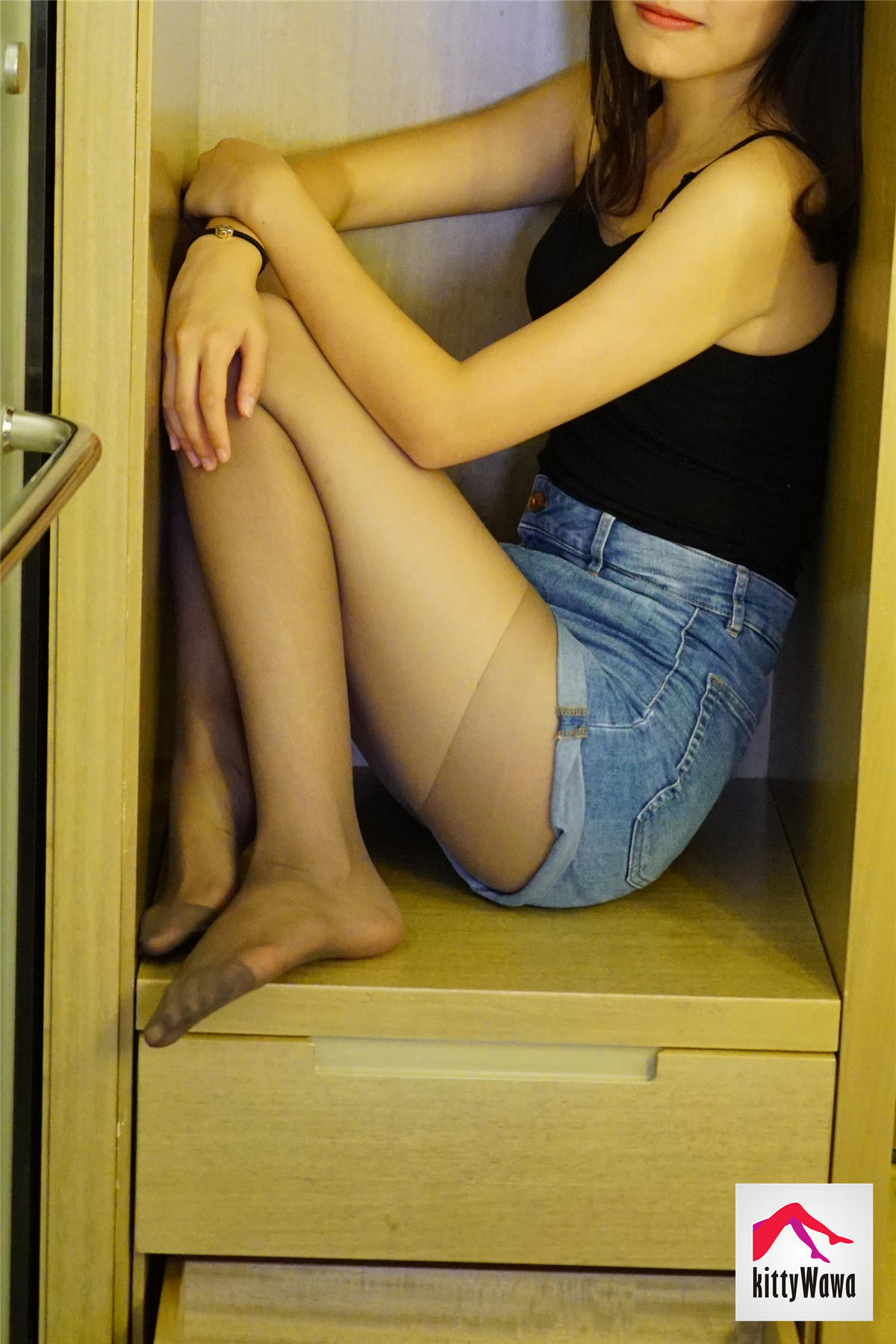 袜小喵 KT023 喂你吃维生素 [99P+22M]_第1集