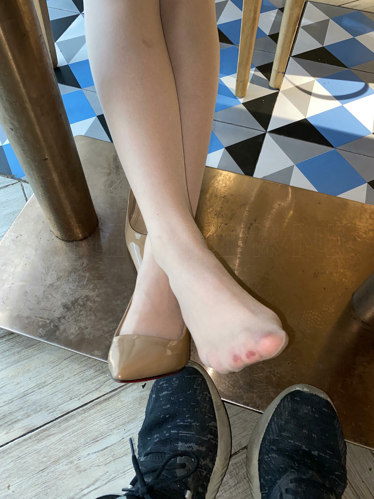 袜小喵 KT233 悄悄跟上她 [90P+124M]_第3集