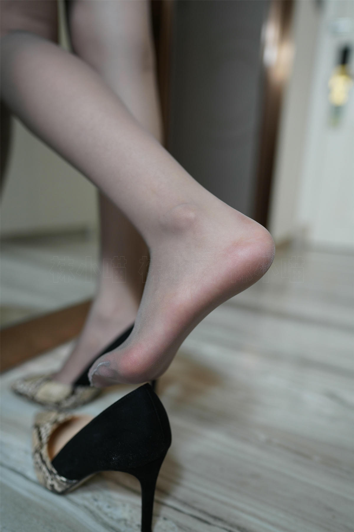 袜小喵 KT236 搔腿弄姿 [88P+98M]_第4集