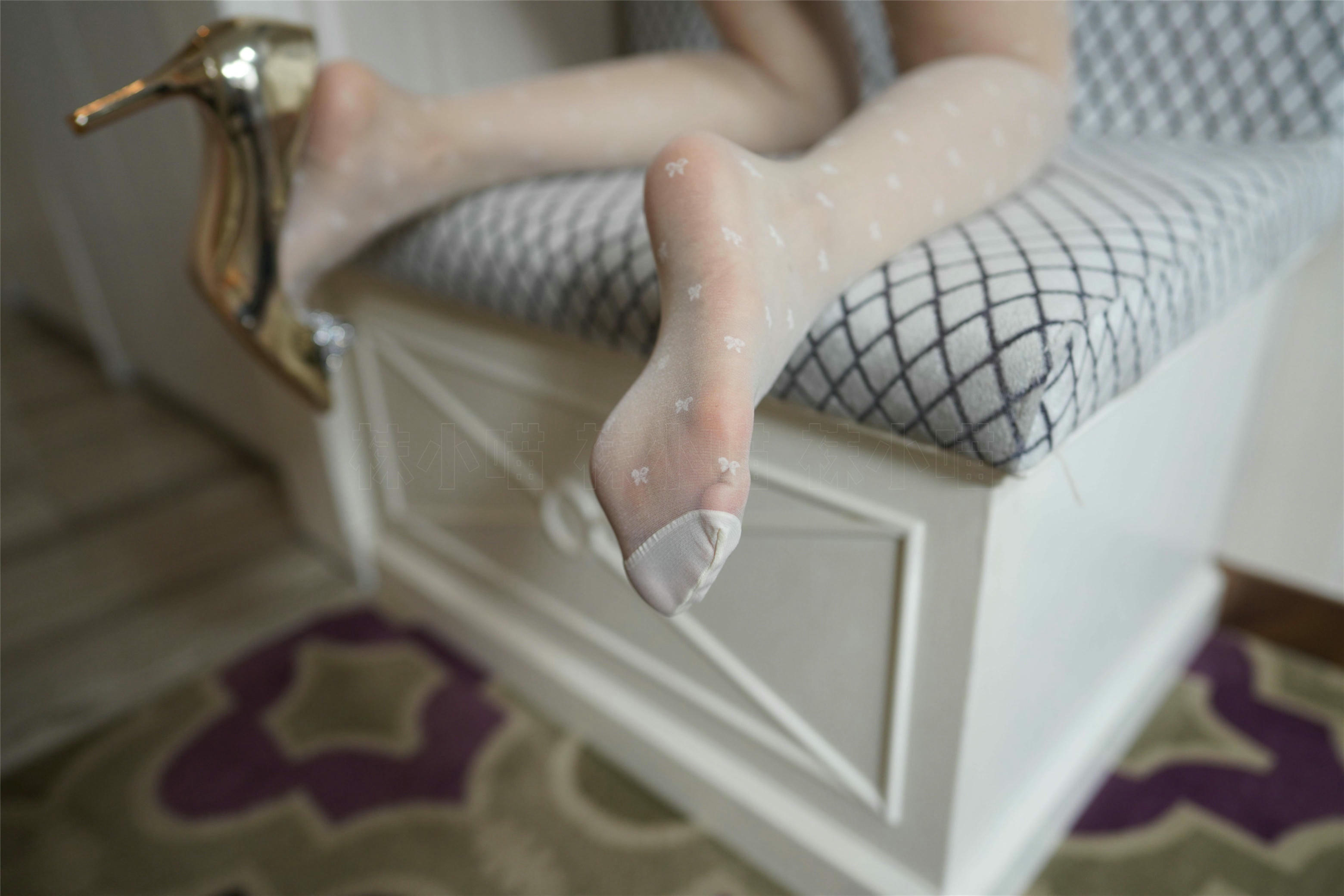 袜小喵 KT239 好久不见！白丝喵 [99P+215M]_第2集