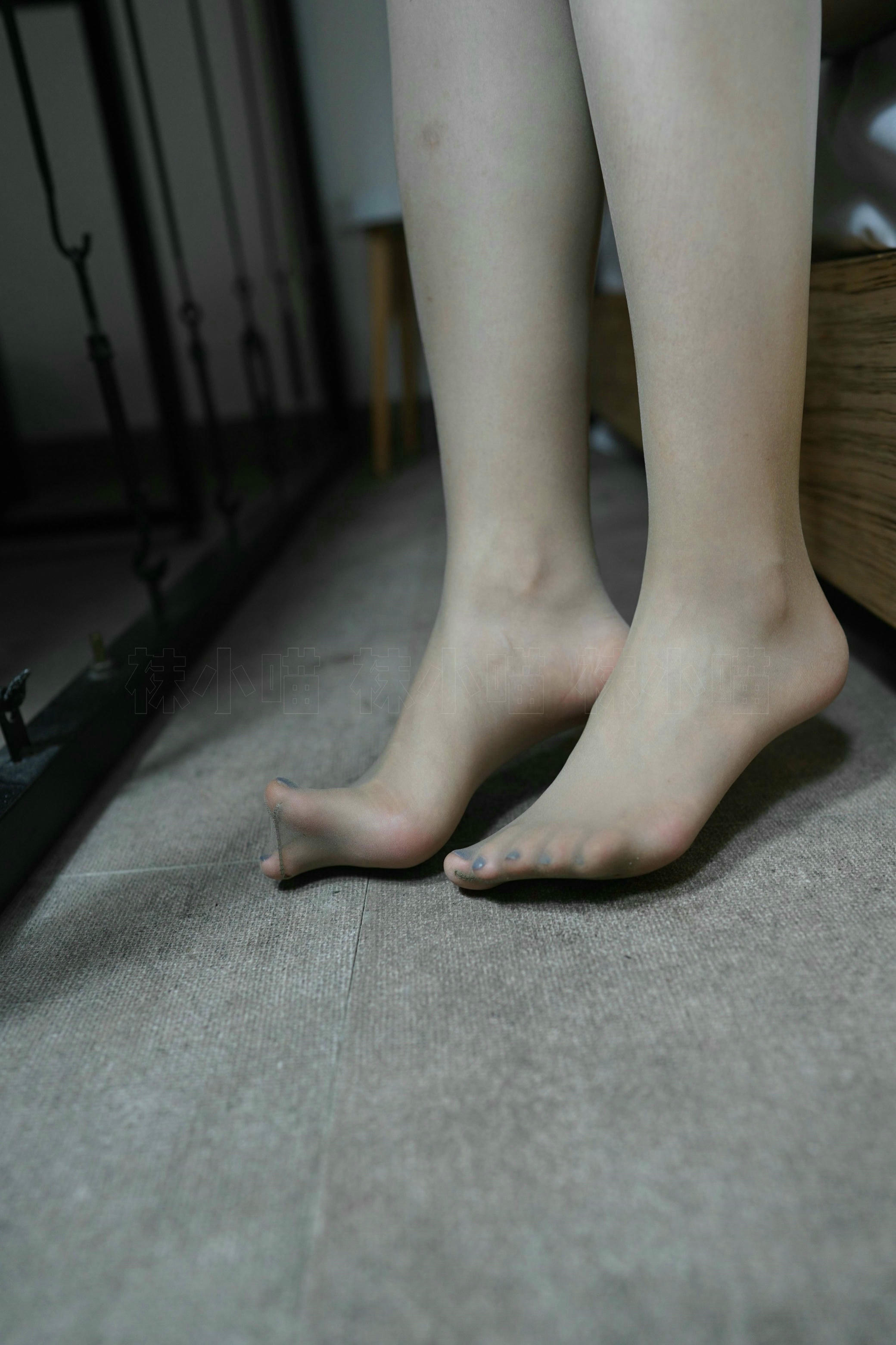 袜小喵 KT249 同事帮我修电视：下 [99P+256M]_第3集