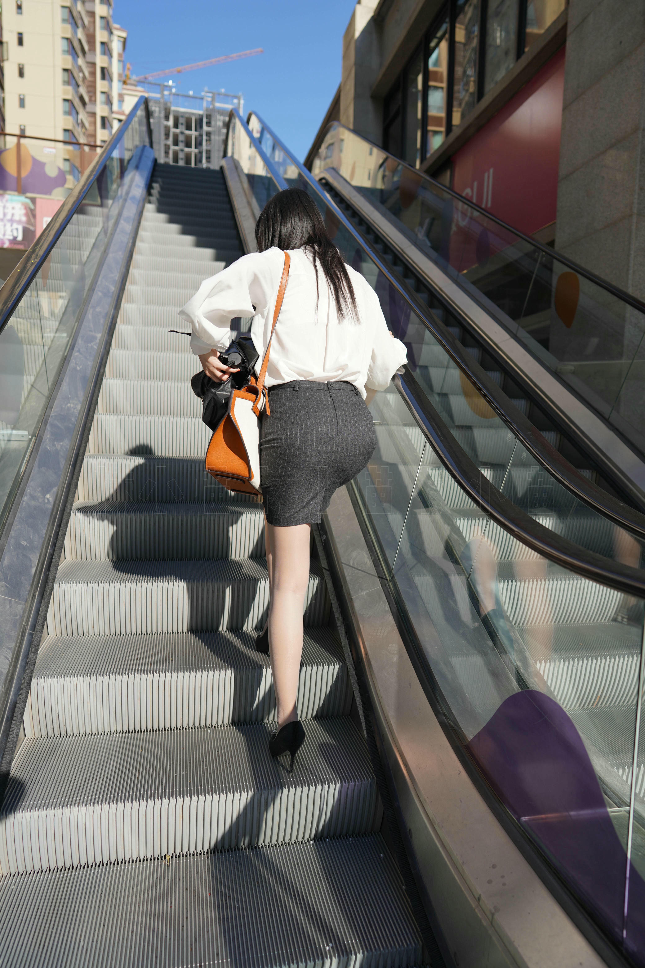 袜小喵 KT256 户外职业装 [98P+177M]_第2集