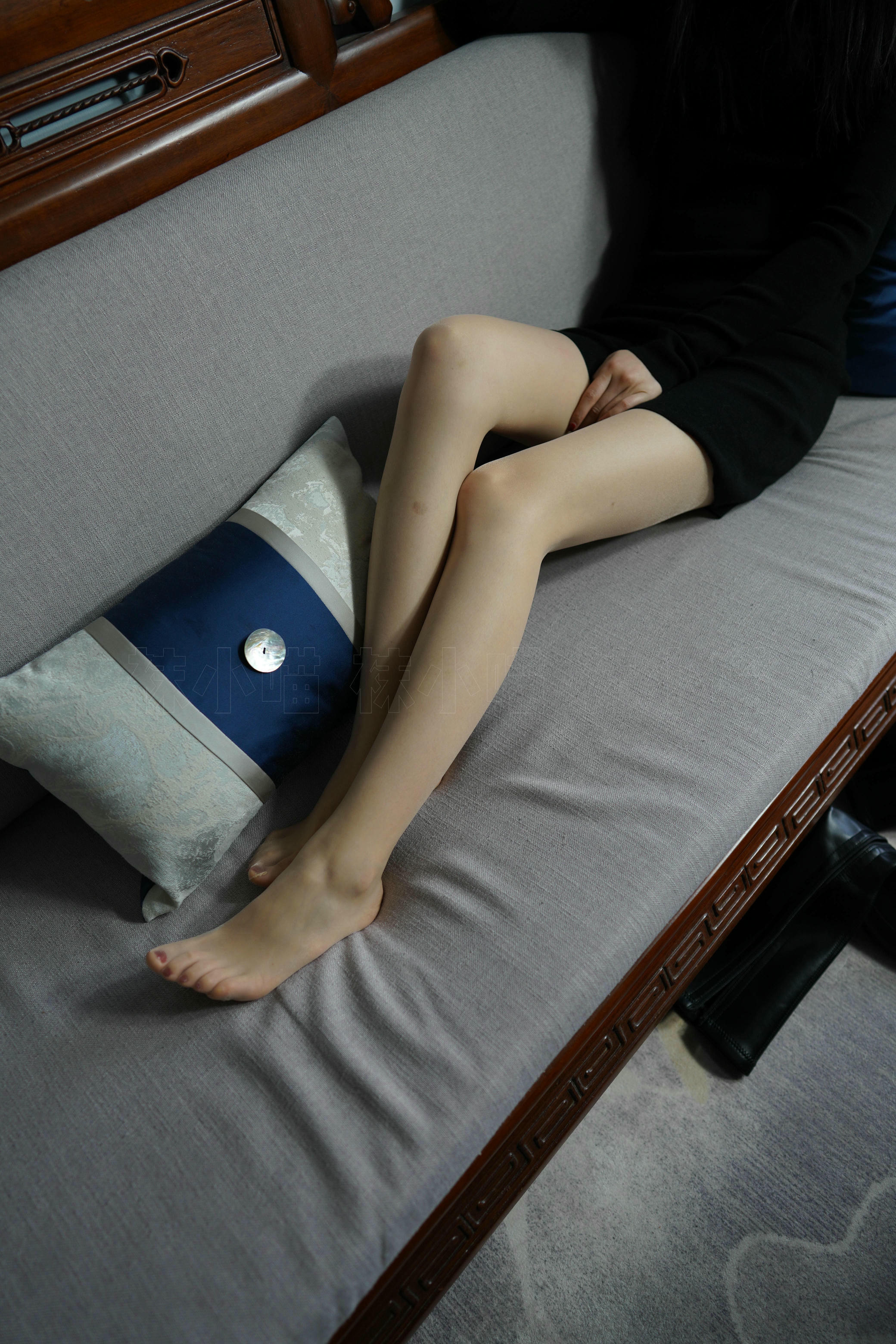 袜小喵 KT264 黑短裙与靴 [99P+164M]_第4集