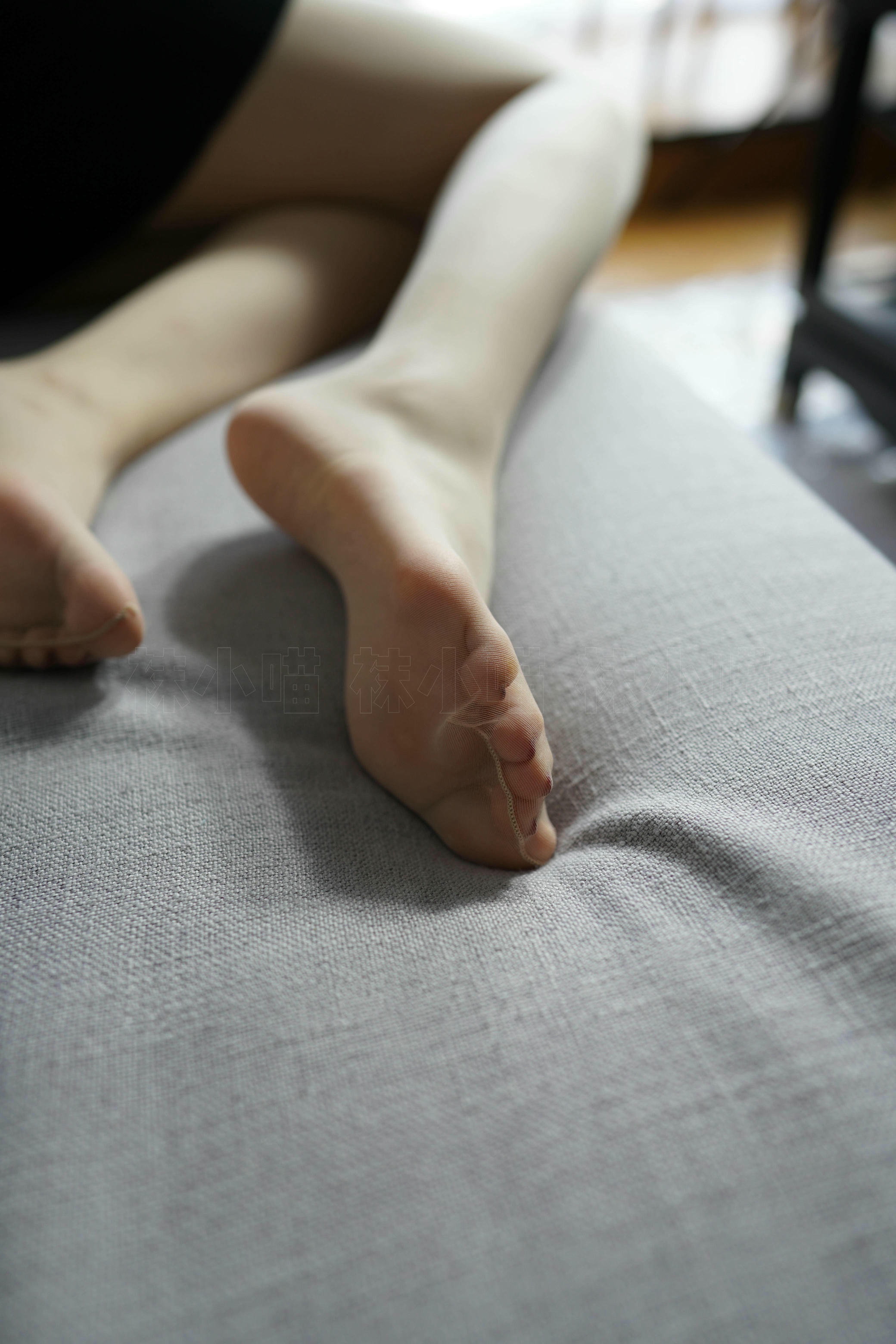 袜小喵 KT264 黑短裙与靴 [99P+164M]_第5集