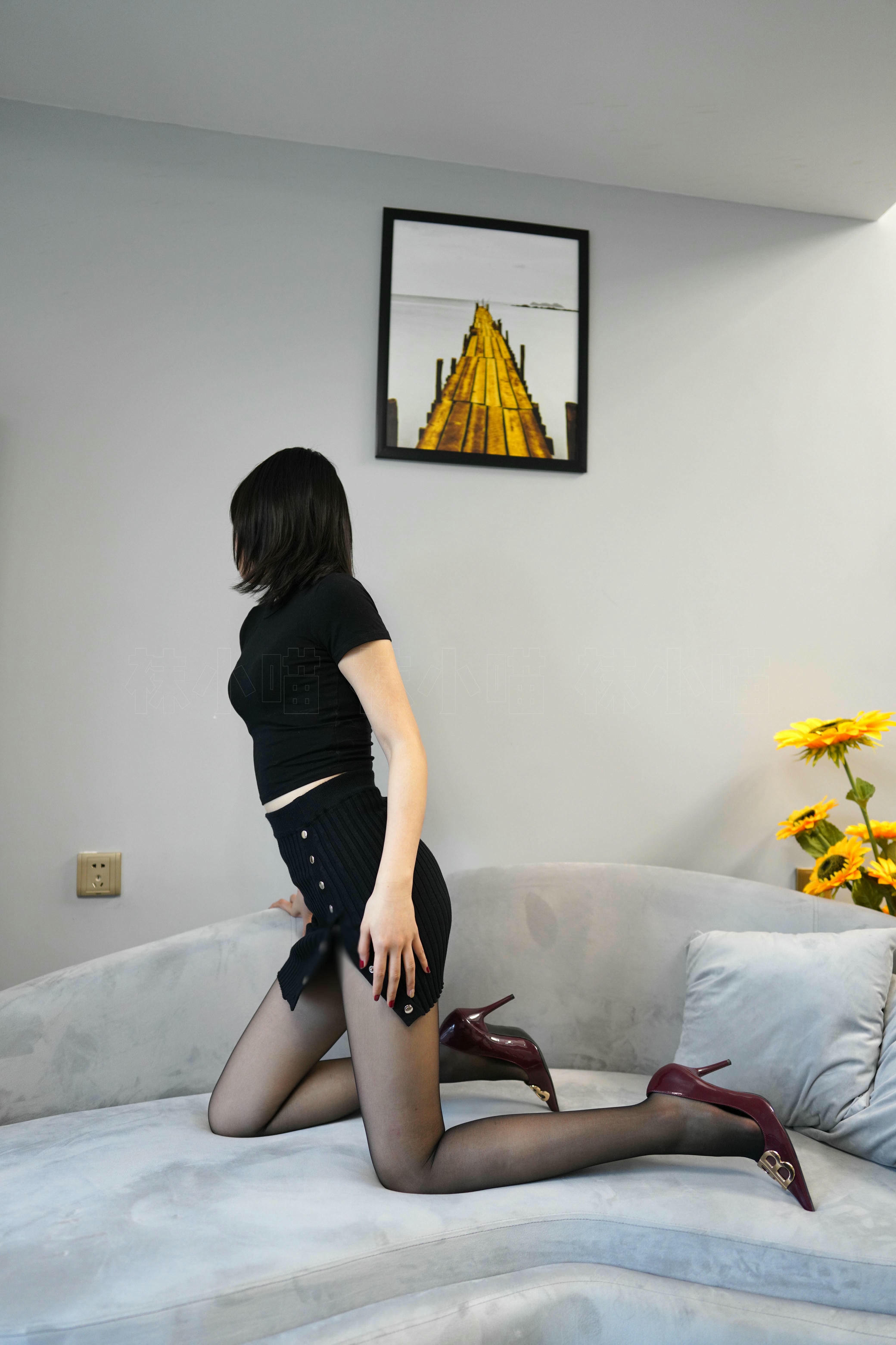 袜小喵 KT271 黑色紧身裙 [86P+117M]_第1集