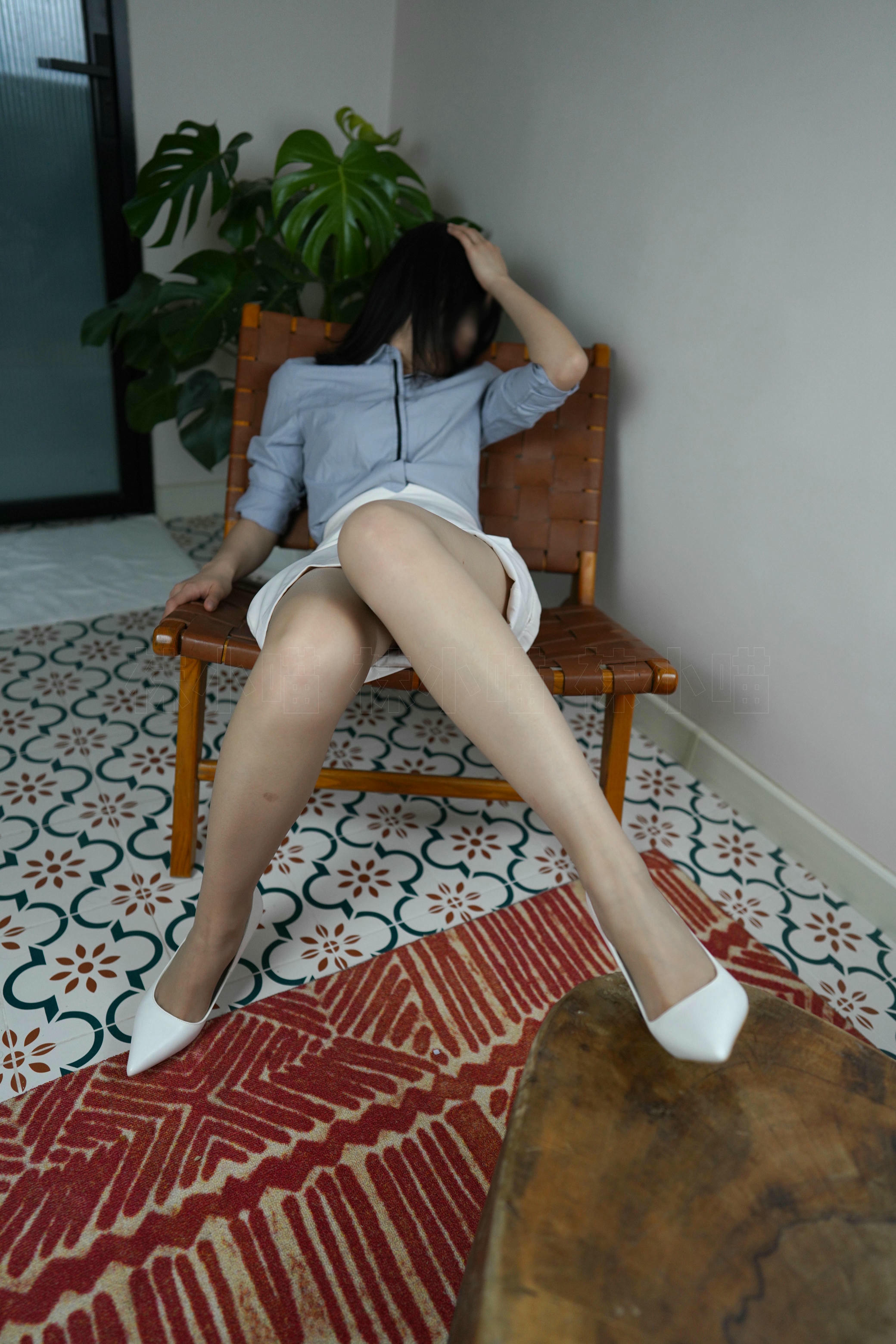 袜小喵 KT276 清新白高跟 [65P+102MB]_第1集