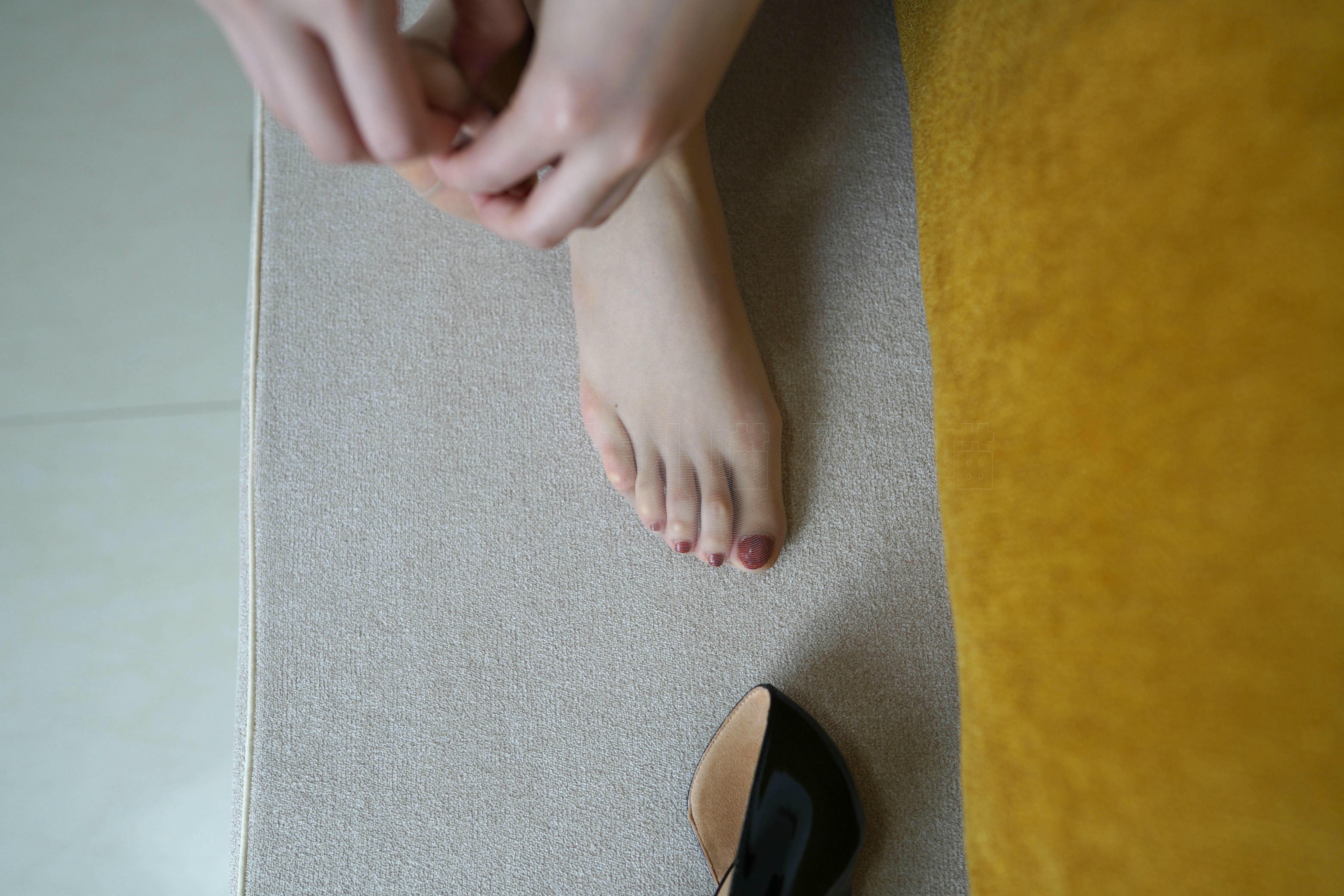 袜小喵 KT277 黑色格调 [75P+85.9MB]_第4集