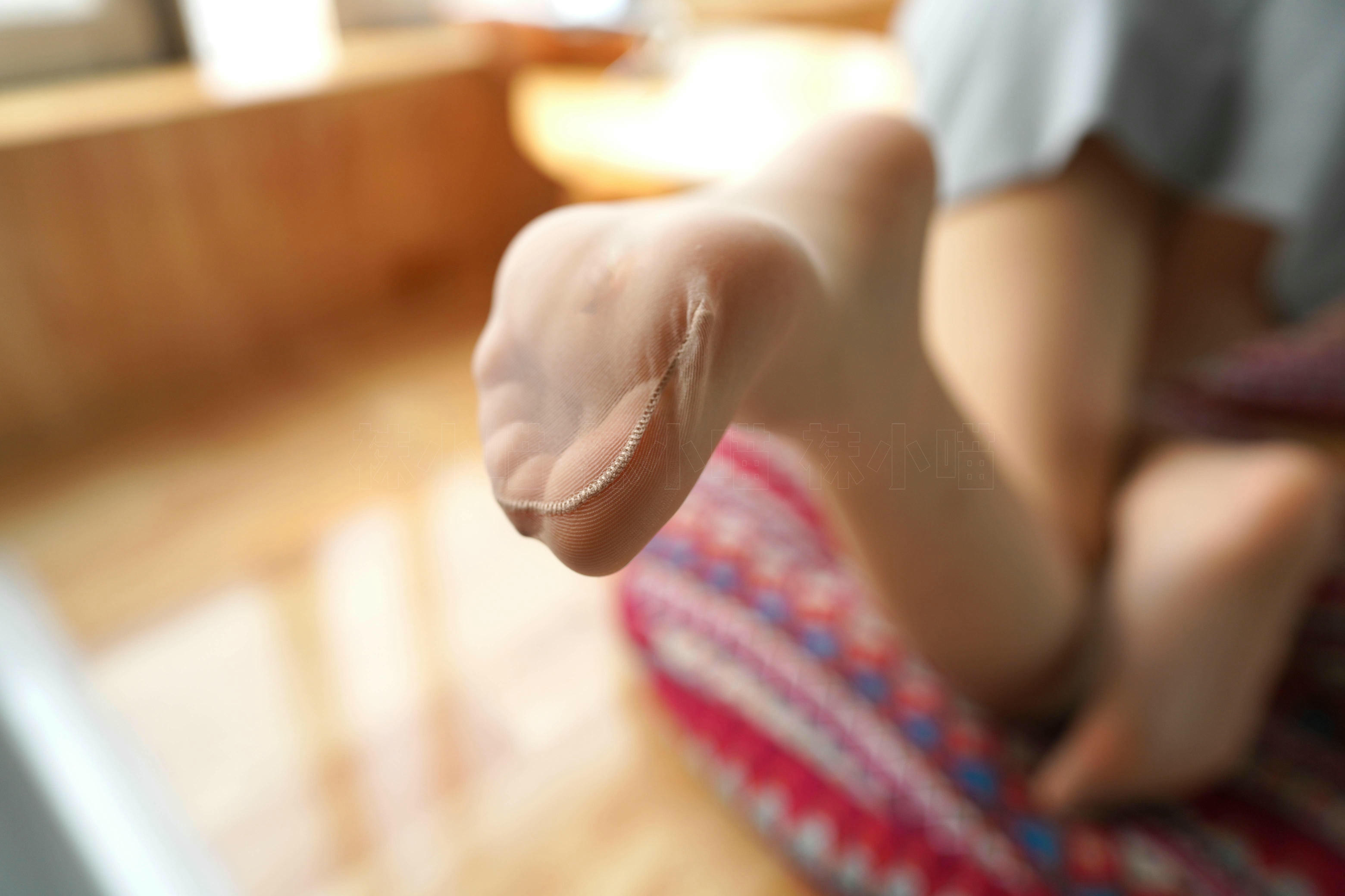 袜小喵 KT278 晒太阳[95P／157MB]_第1集