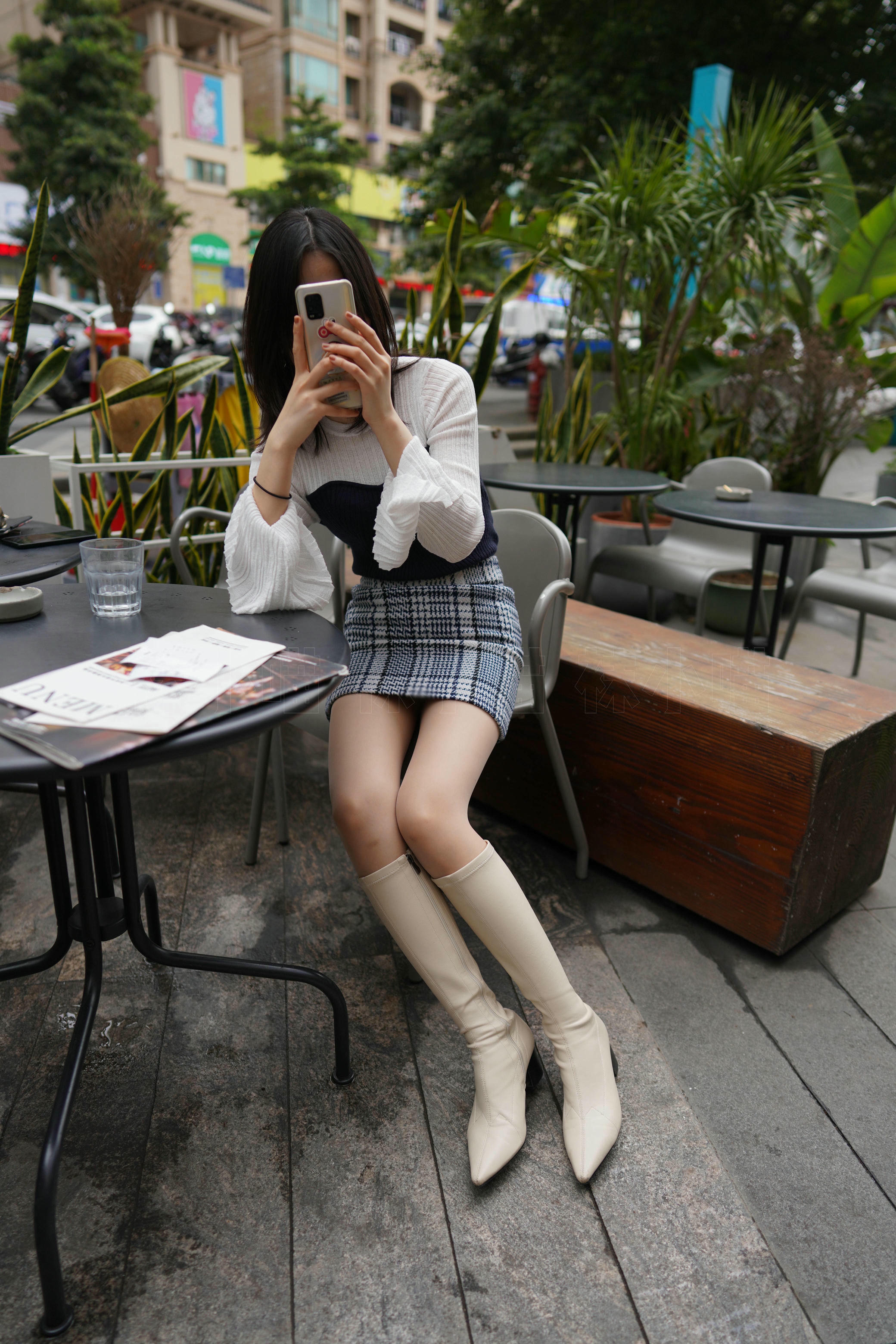 袜小喵 KT280 户外休闲吧[84+1P／145MB]_第1集