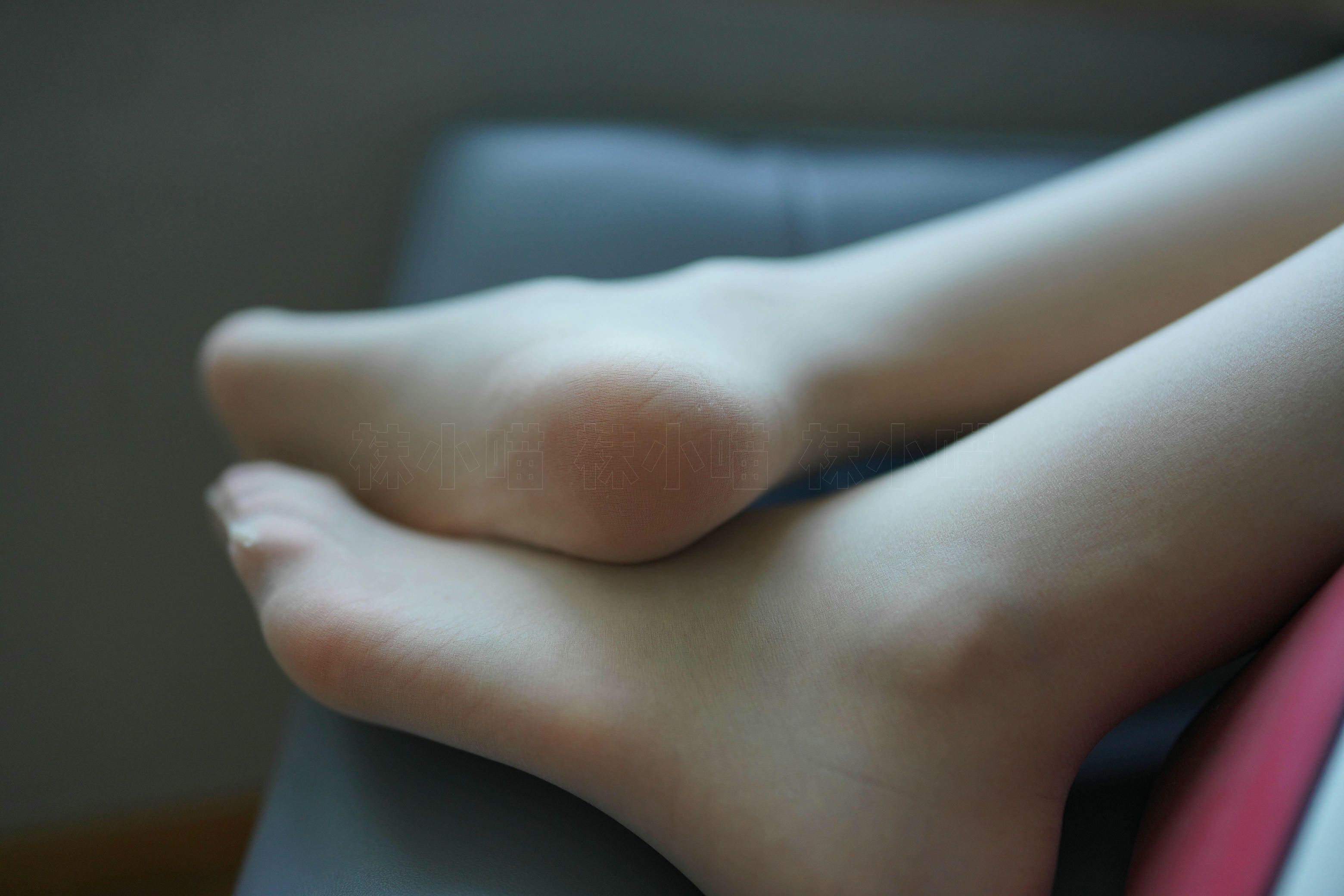 袜小喵 KT282 洁白无暇 [93+1P／117MB]_第2集